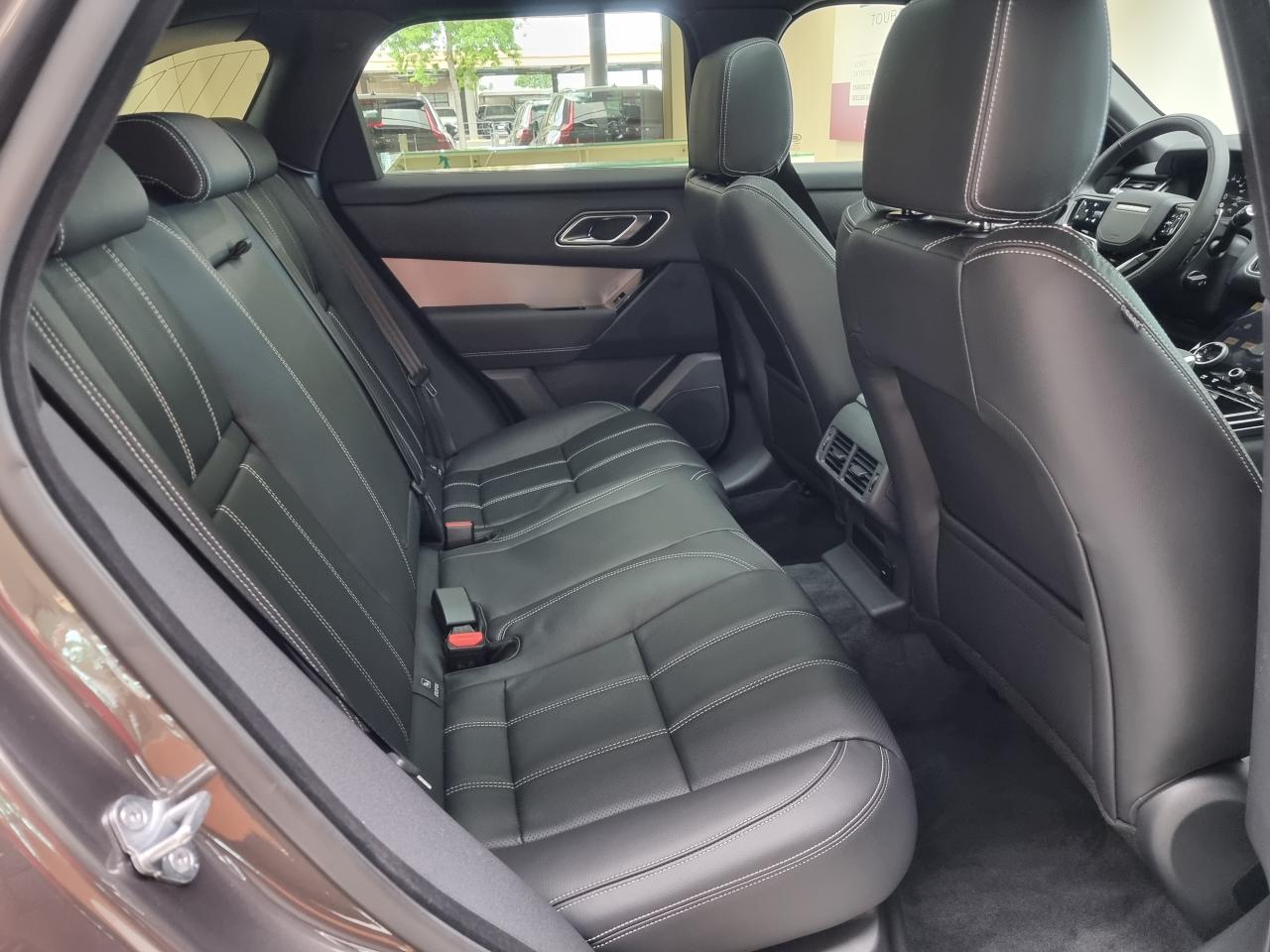 0679-0001101_p68 - LAND ROVER - VELAR - 2023 - photo 23