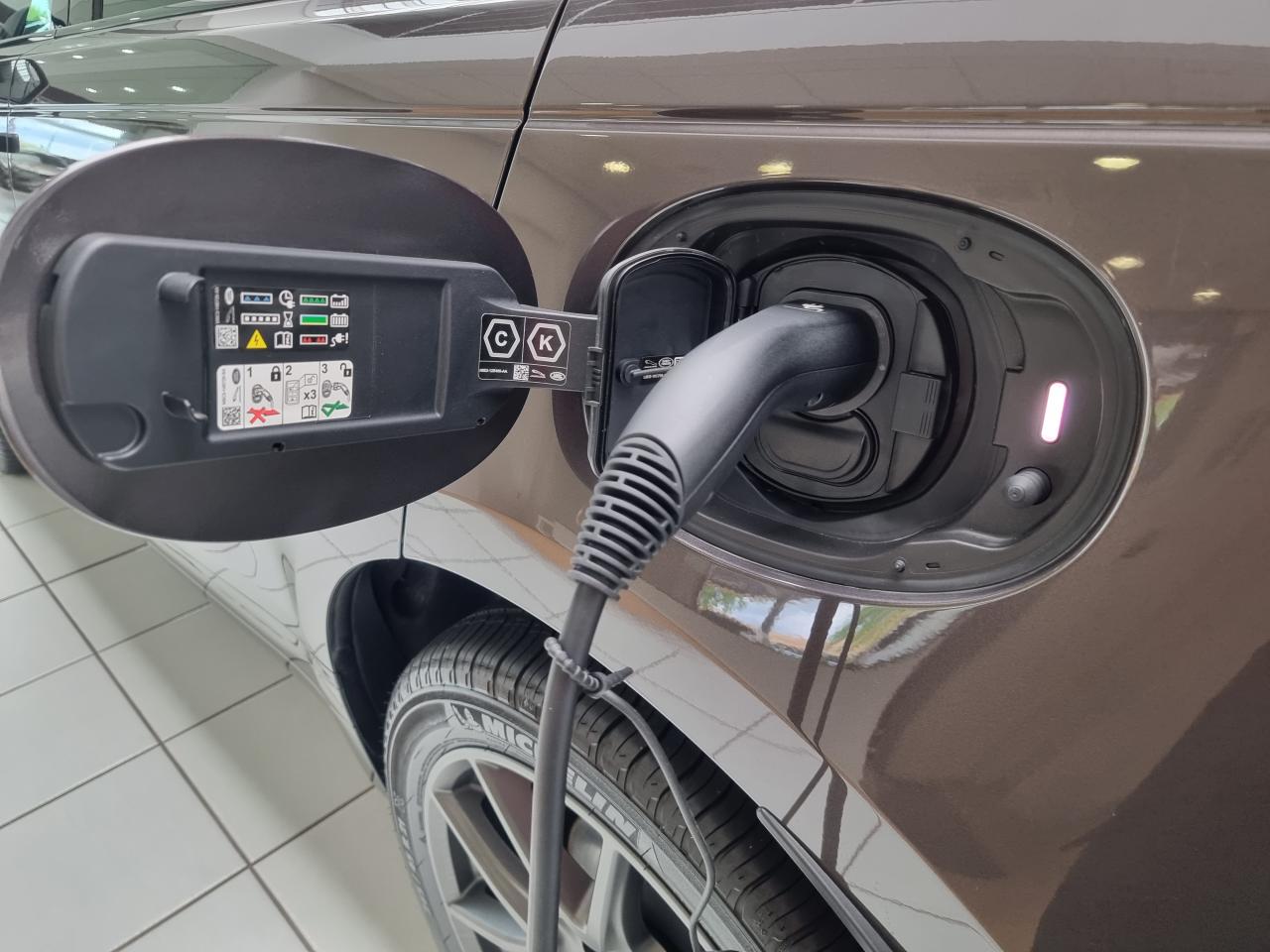 0679-0001101_p68 - LAND ROVER - VELAR - 2023 - photo 24