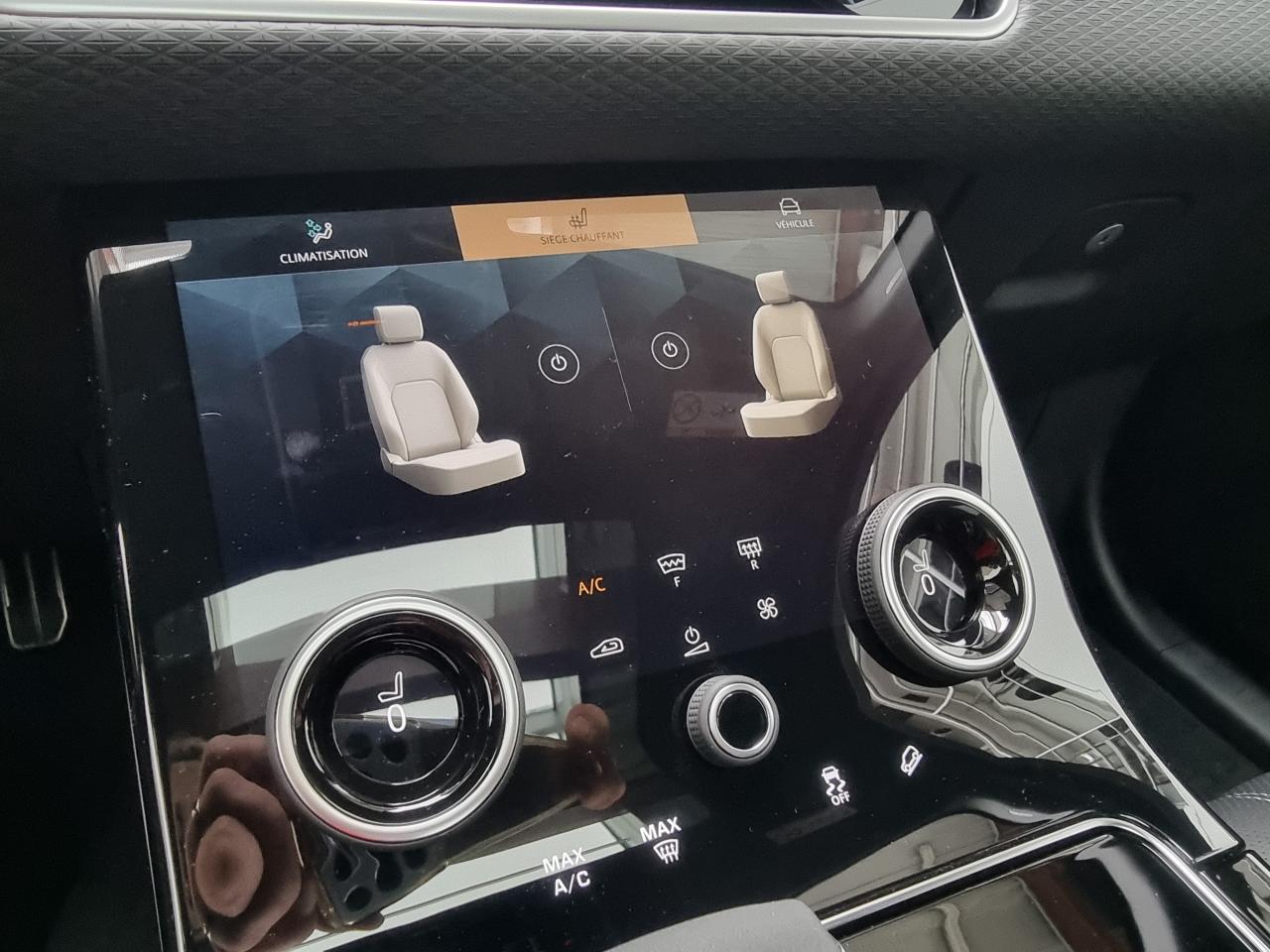 0679-0001101_p68 - LAND ROVER - VELAR - 2023 - photo 19