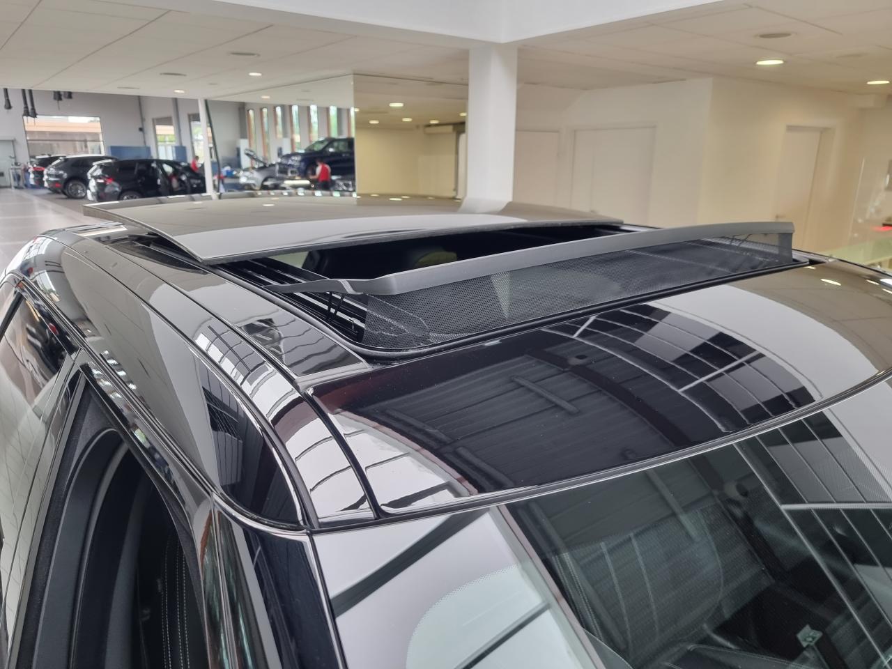 0679-0001101_p68 - LAND ROVER - VELAR - 2023 - photo 25