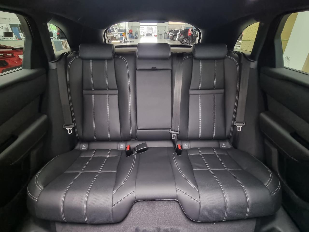 0679-0001101_p68 - LAND ROVER - VELAR - 2023 - photo 11