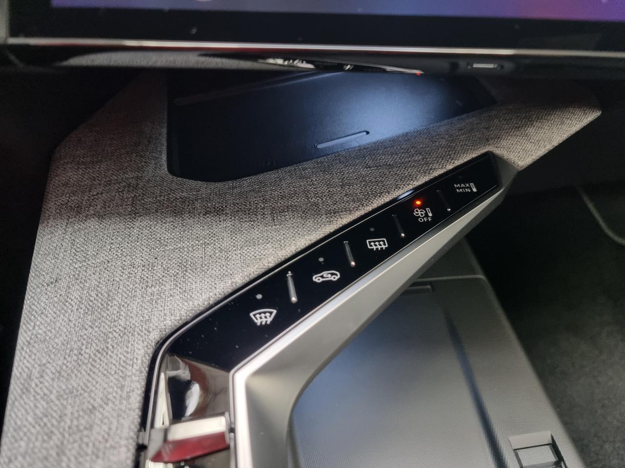 0679-0002609_p68 - PEUGEOT - 3008 - 2025 - photo 17