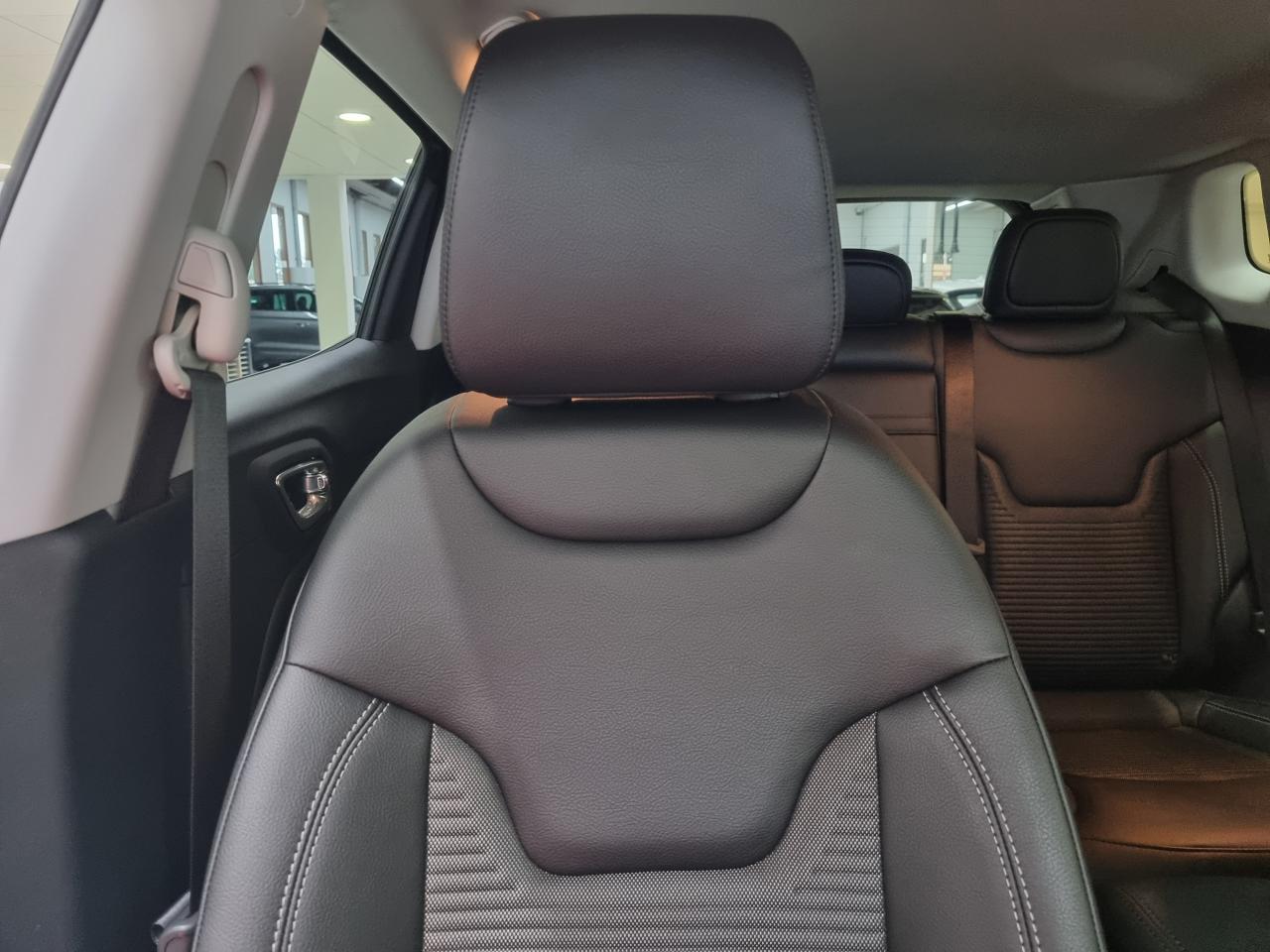 0679-0002723_p68 - JEEP - COMPASS - 2023 - photo 13