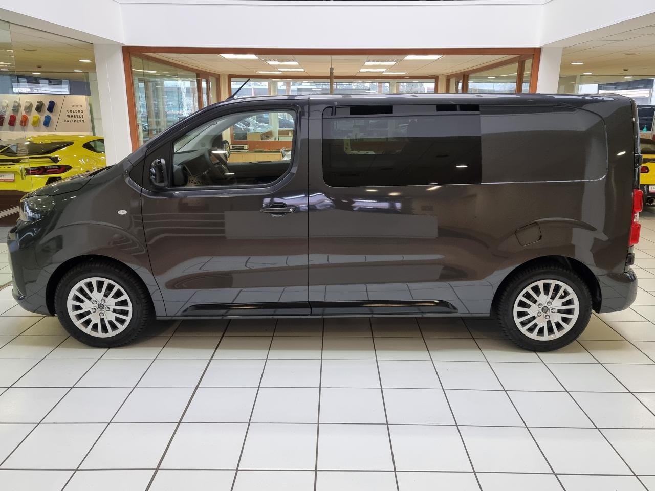 0679-0002822_p68 - PEUGEOT - EXPERT - 2025 - photo 28