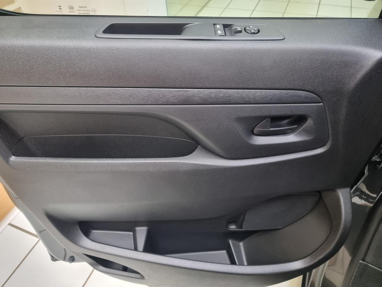 0679-0002822_p68 - PEUGEOT - EXPERT - 2025 - photo 19