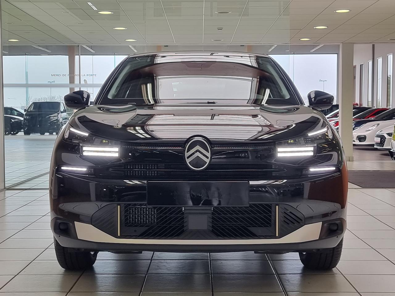 0679-0002889_p68 - CITROEN - C4 - 2025 - photo 3