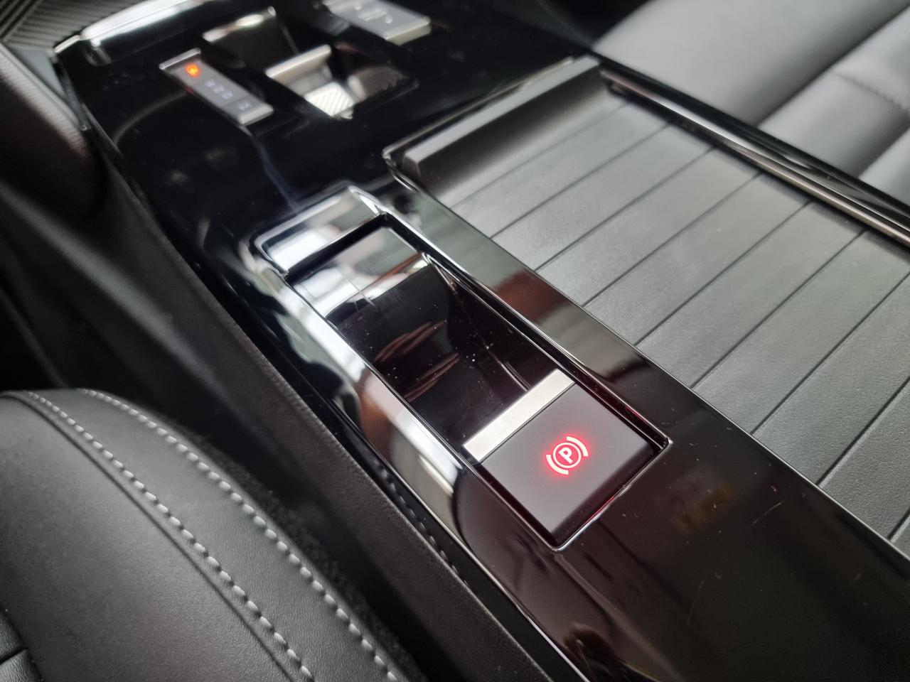 0679-0002889_p68 - CITROEN - C4 - 2025 - photo 19