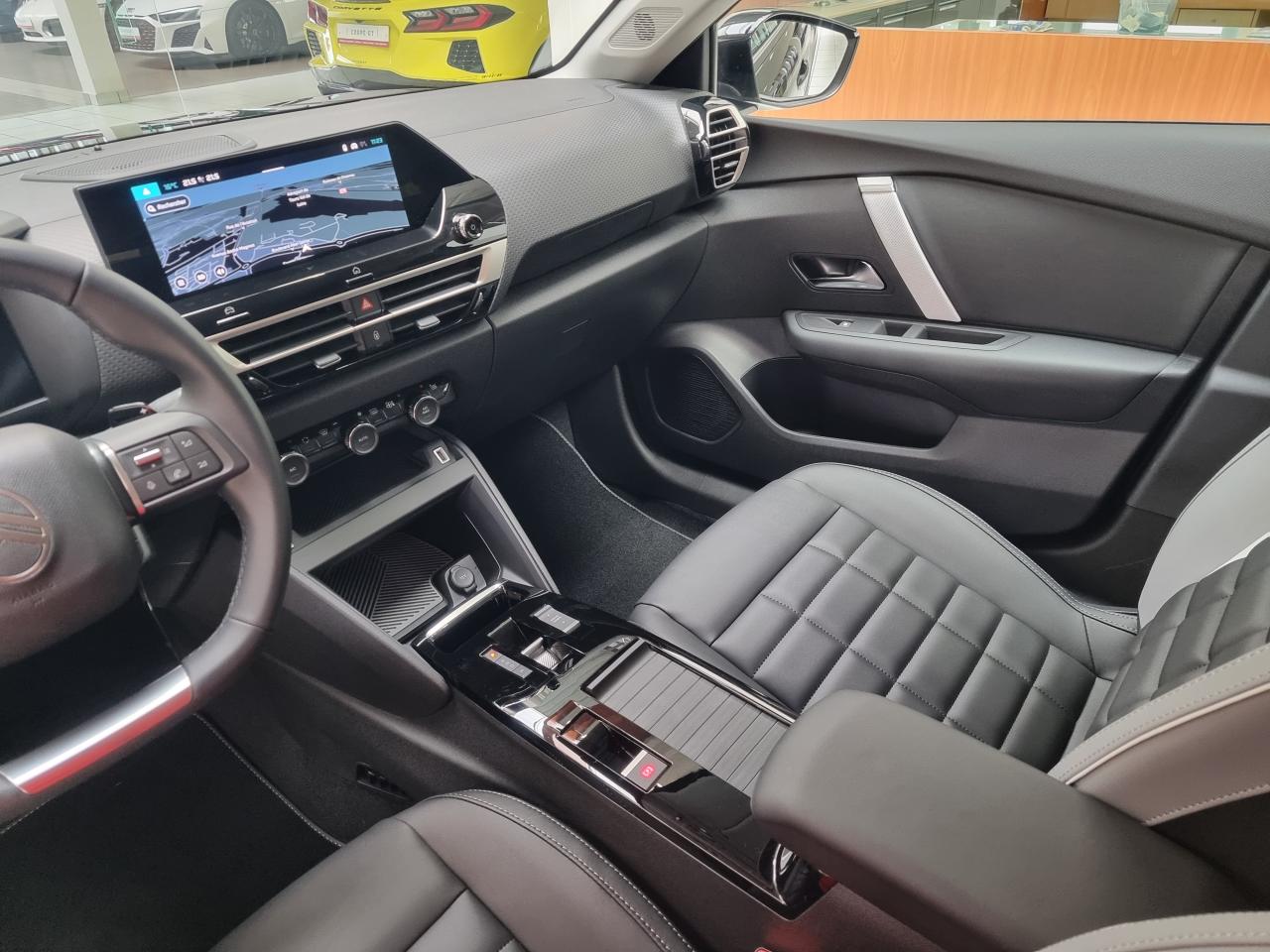 0679-0002889_p68 - CITROEN - C4 - 2025 - photo 6