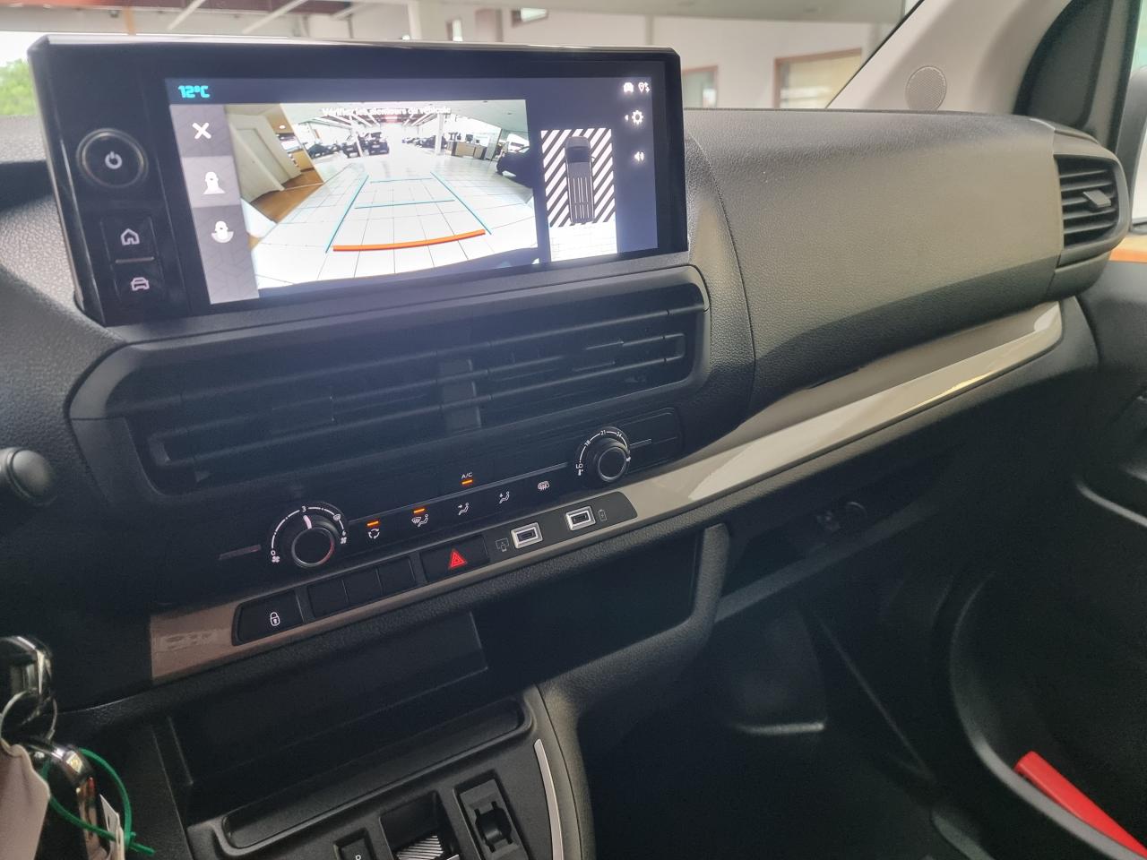 0679-0002897_p68 - CITROEN - JUMPY - 2025 - photo 21