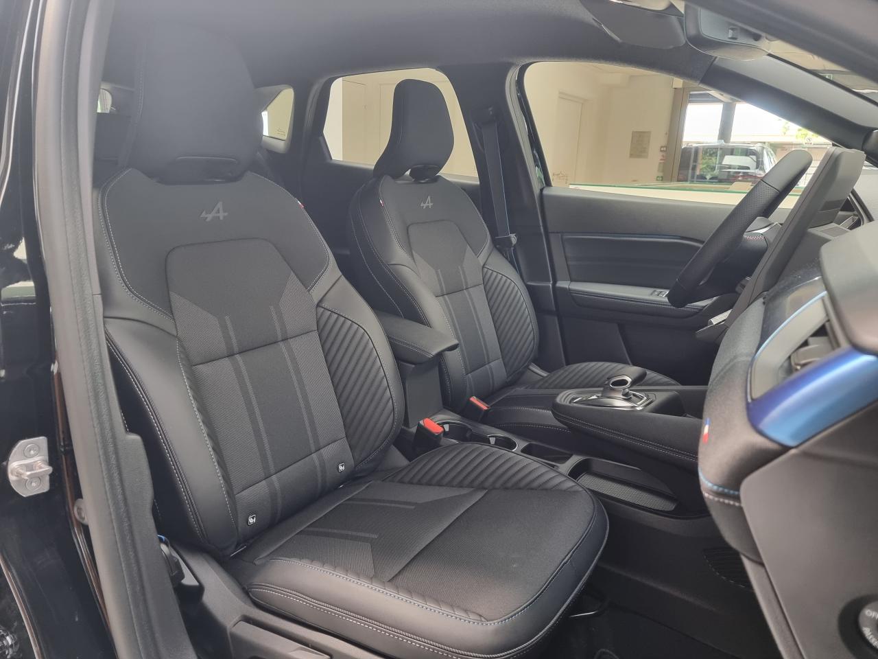 0679-0002975_p68 - RENAULT - SYMBIOZ - 2025 - photo 12