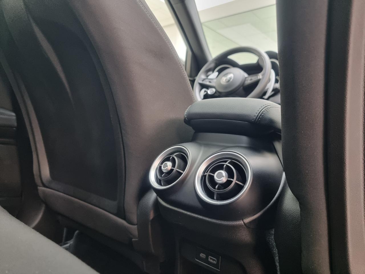 0679-0002984_p68 - ALFA ROMEO - STELVIO - 2024 - photo 29