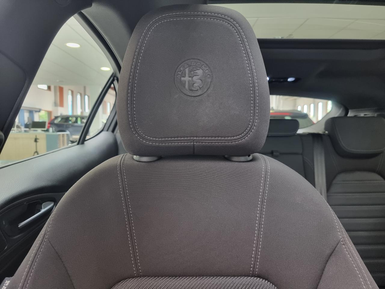 0679-0002984_p68 - ALFA ROMEO - STELVIO - 2024 - photo 16