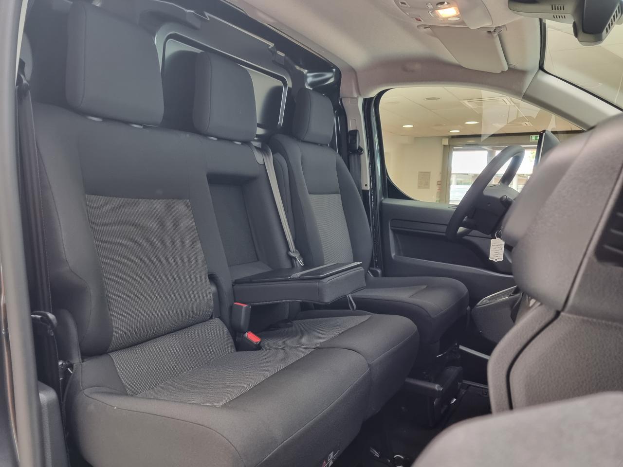 0679-0003000_p68 - CITROEN - JUMPY - 2025 - photo 13