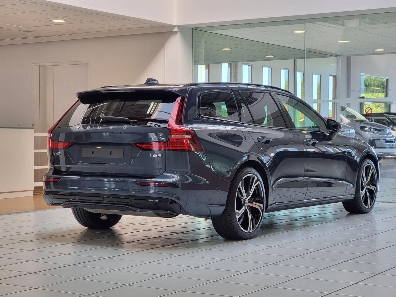 0679-0003032_p68 - VOLVO - V 60 - 2024 - photo 2