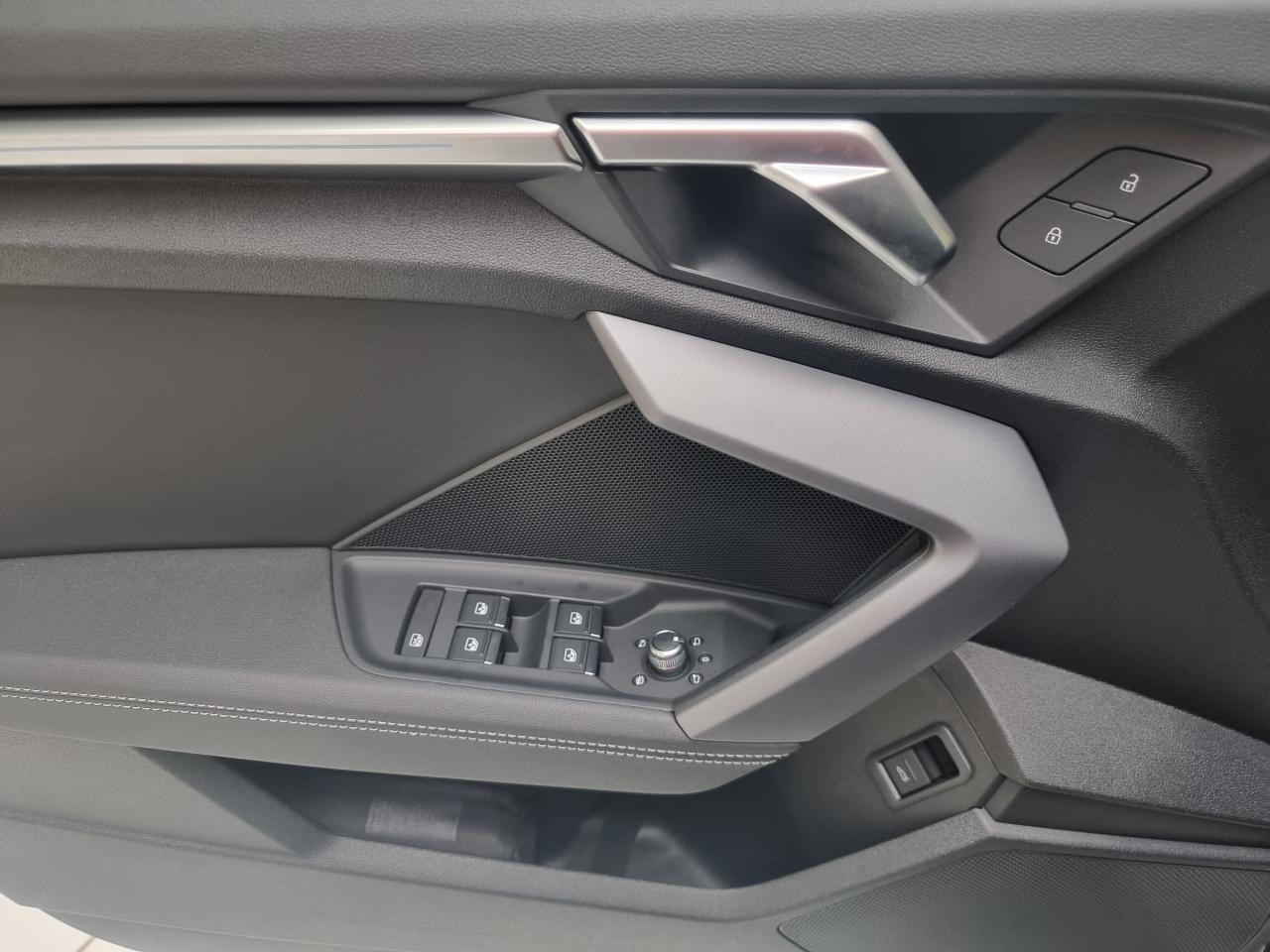 0679-0003072_p68 - AUDI - A3 - 2025 - photo 18