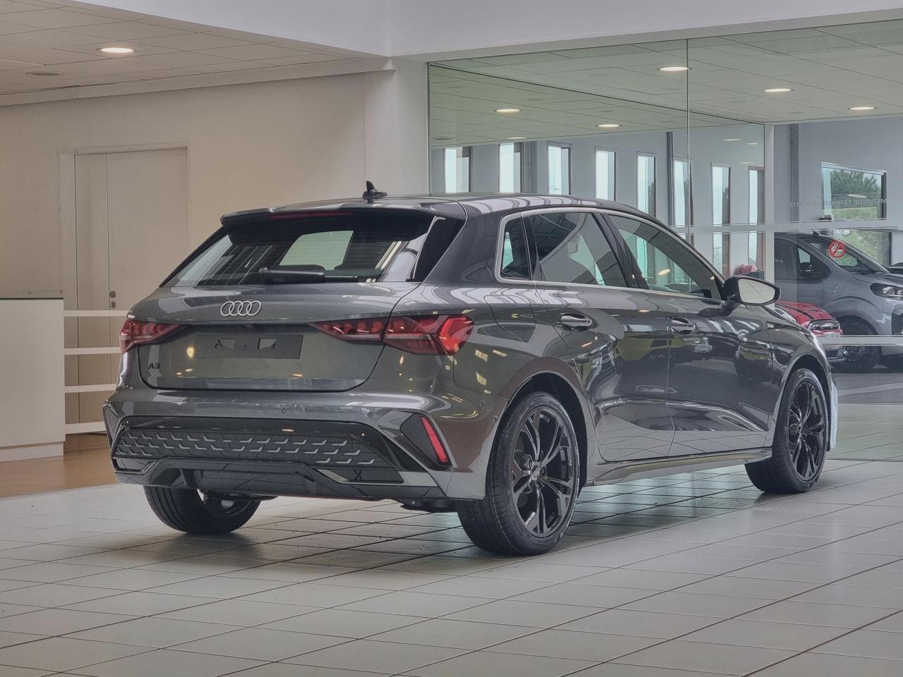 0679-0003072_p68 - AUDI - A3 - 2025 - photo 2