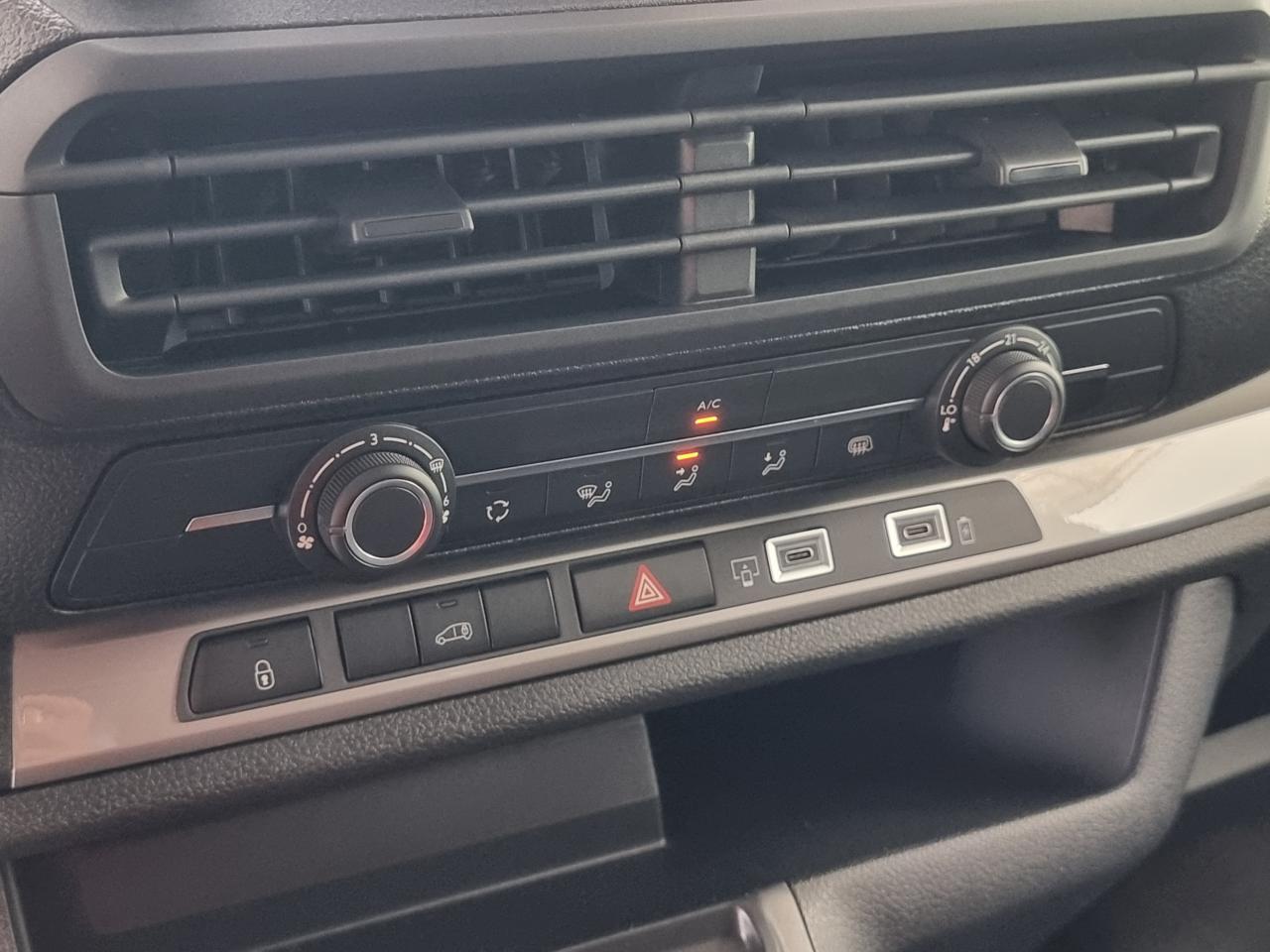 0679-0003192_p68 - CITROEN - JUMPY - 2025 - photo 19