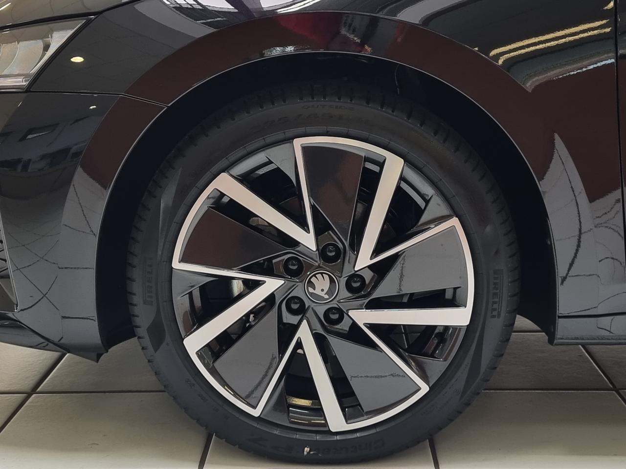 0679-0003222_p68 - SKODA - OCTAVIA - 2025 - photo 7