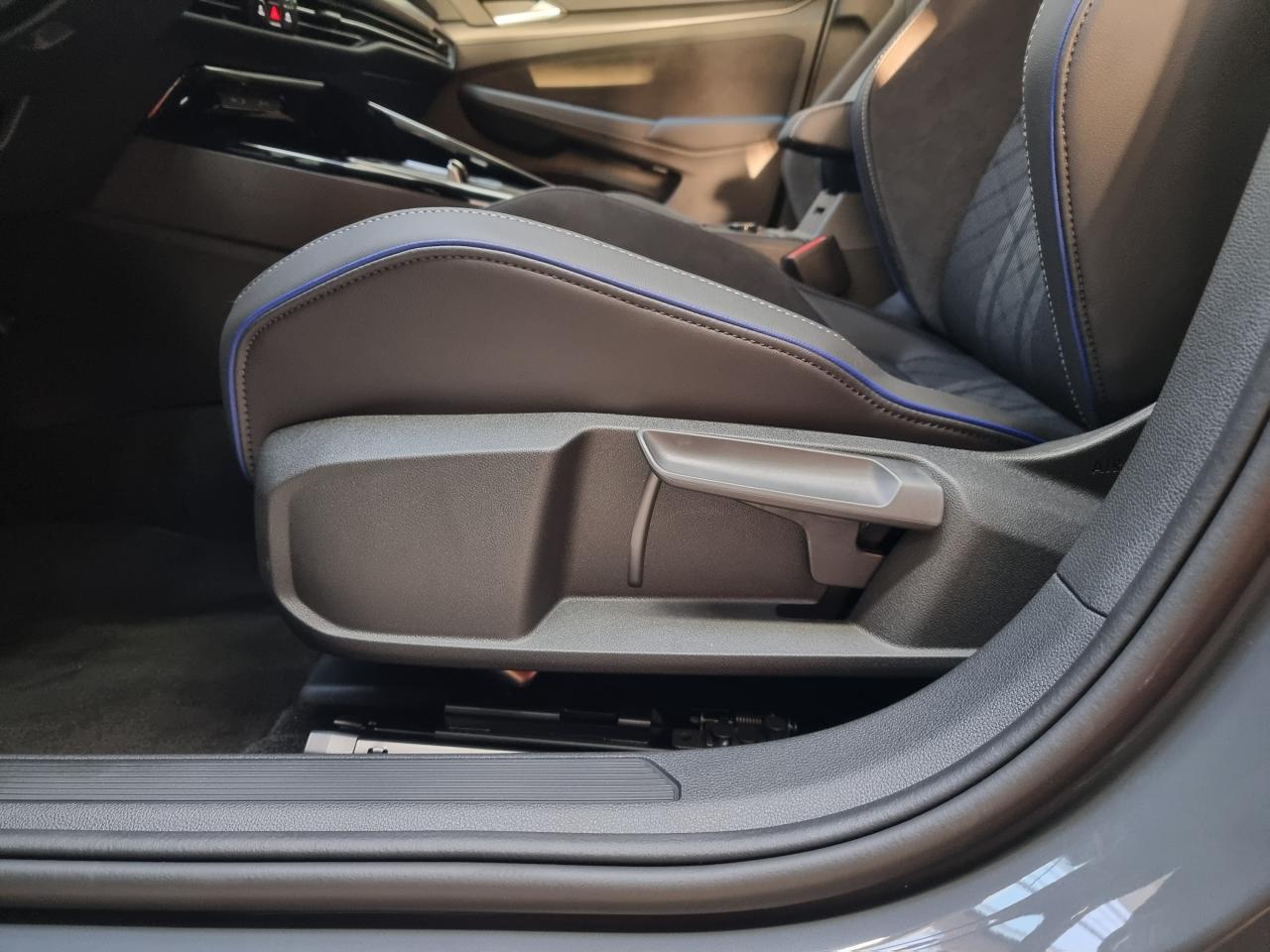 0679-0003269_p68 - VOLKSWAGEN - GOLF - 2026 - photo 16