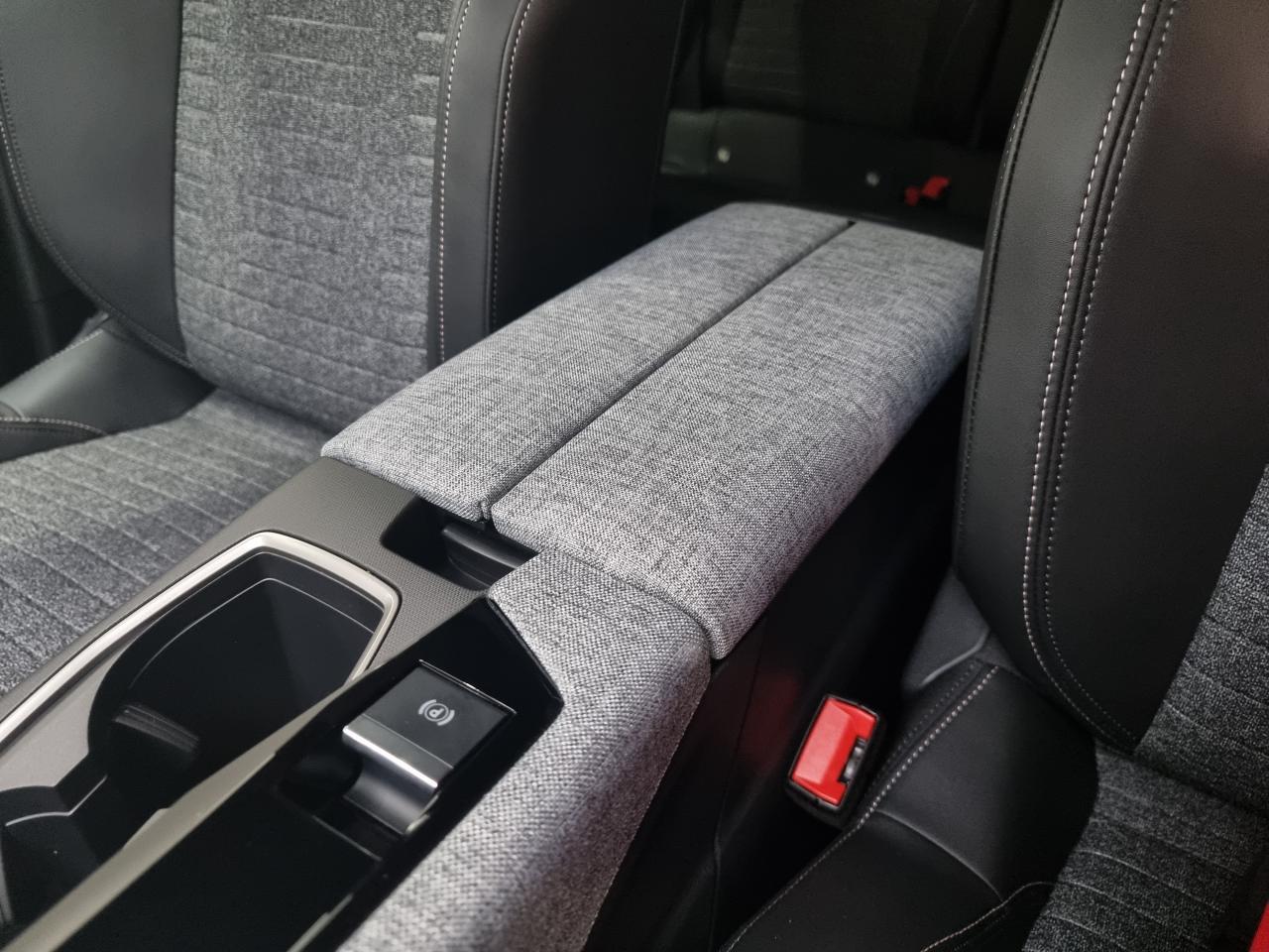 0679-0003274_p68 - PEUGEOT - 3008 - 2025 - photo 18