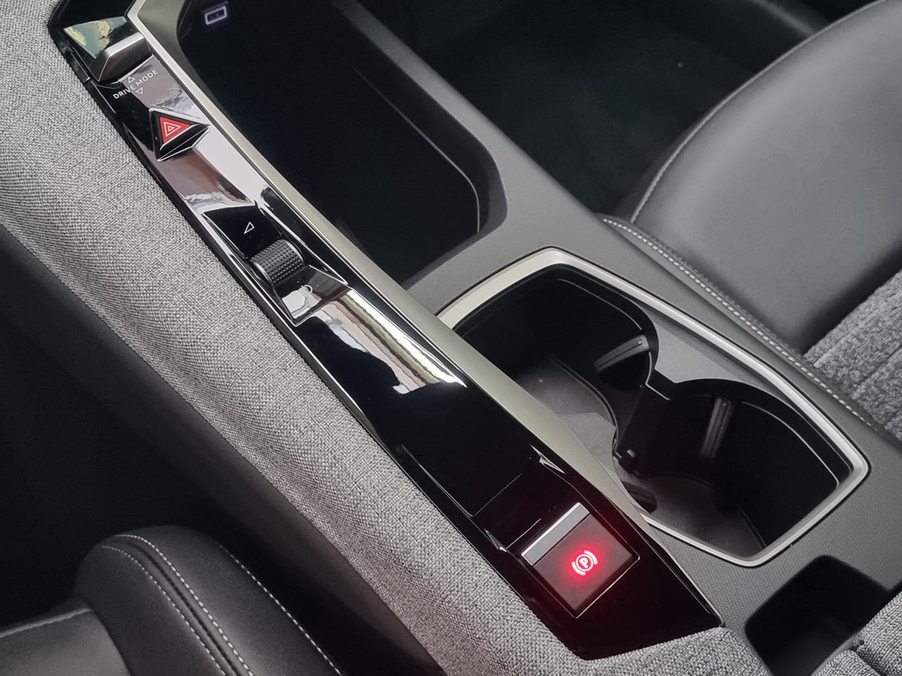 0679-0003274_p68 - PEUGEOT - 3008 - 2025 - photo 19