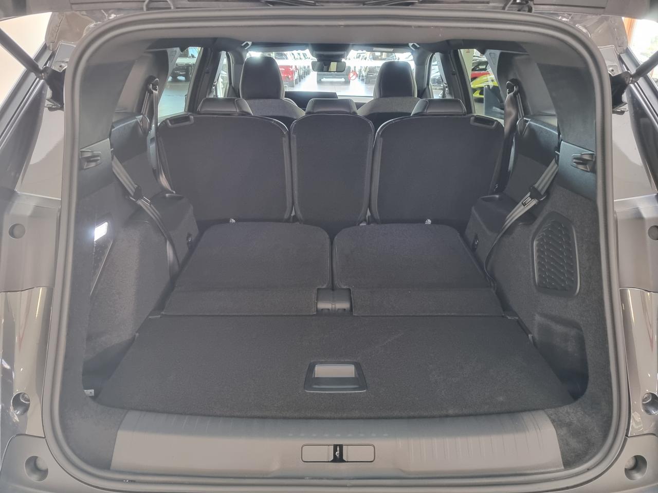 0679-0003277_p68 - PEUGEOT - 5008 - 2025 - photo 16