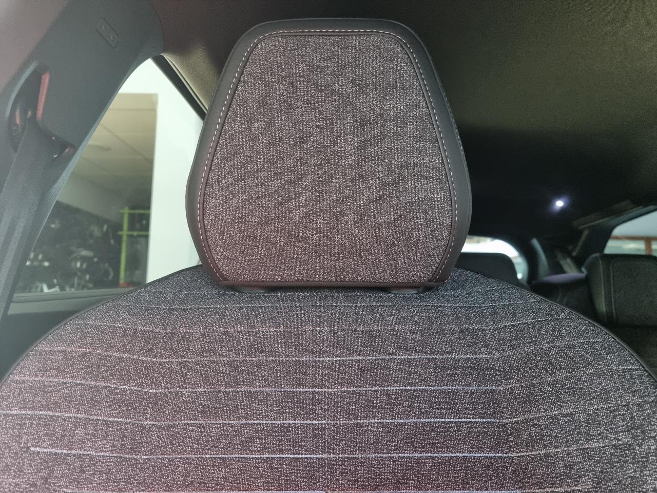 0679-0003277_p68 - PEUGEOT - 5008 - 2025 - photo 17