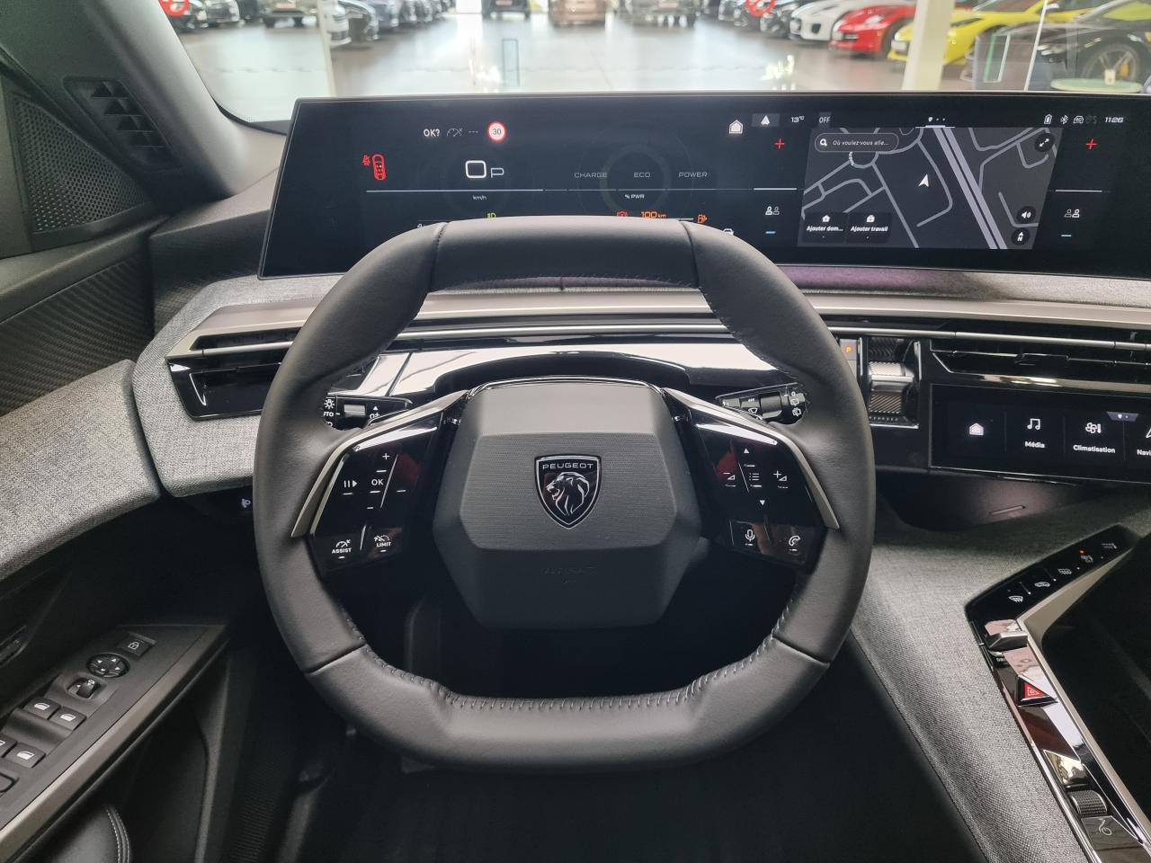 0679-0003278_p68 - PEUGEOT - 5008 - 2025 - photo 8