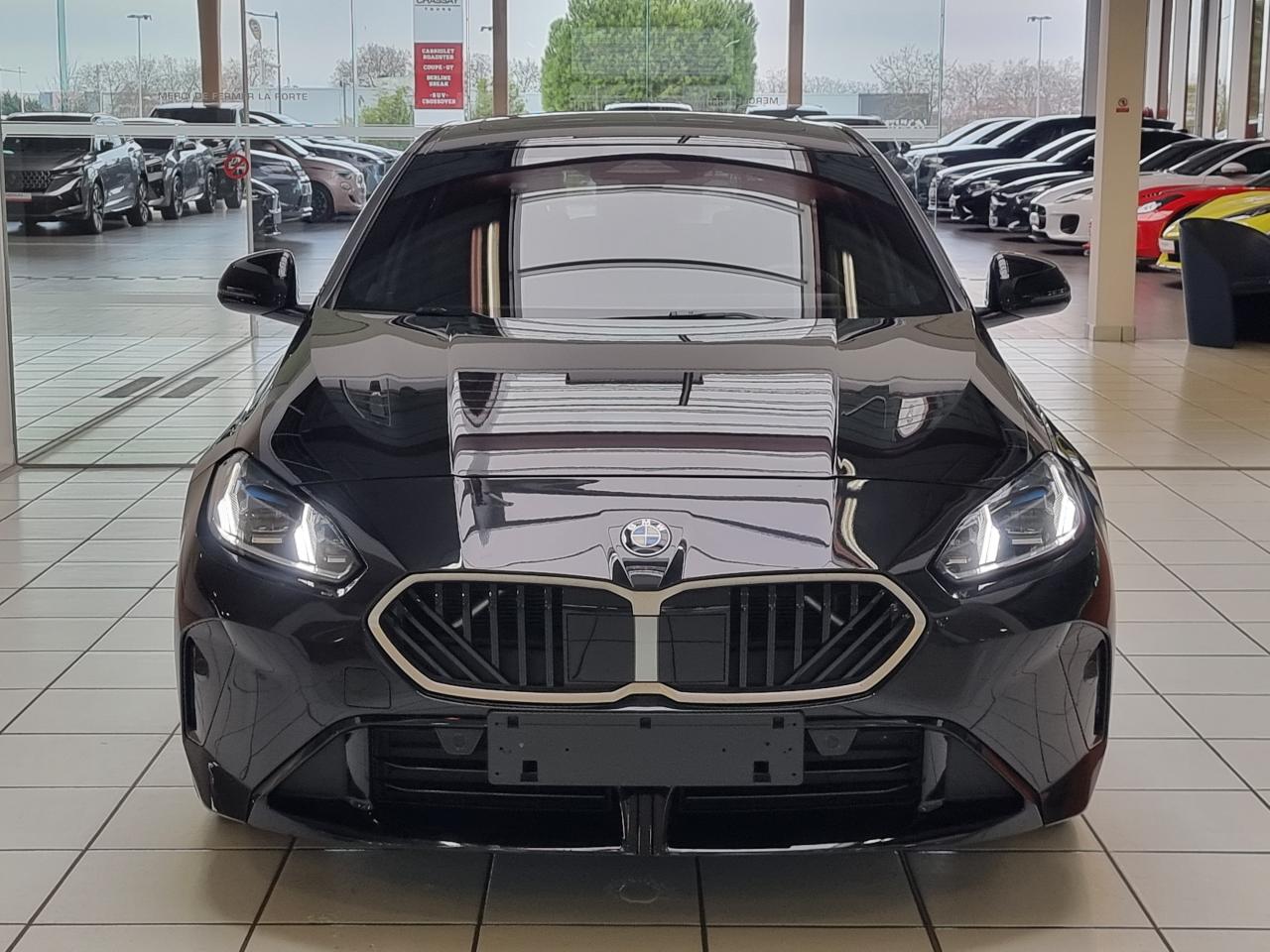 0679-0003284_p68 - BMW - SERIE 1 - 2025 - photo 23