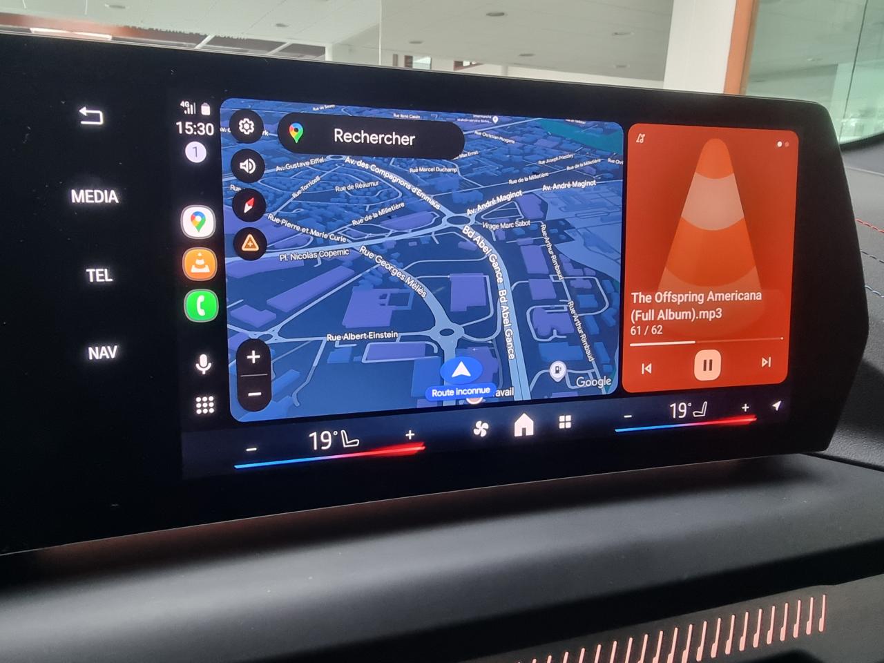 0679-0003284_p68 - BMW - SERIE 1 - 2025 - photo 19