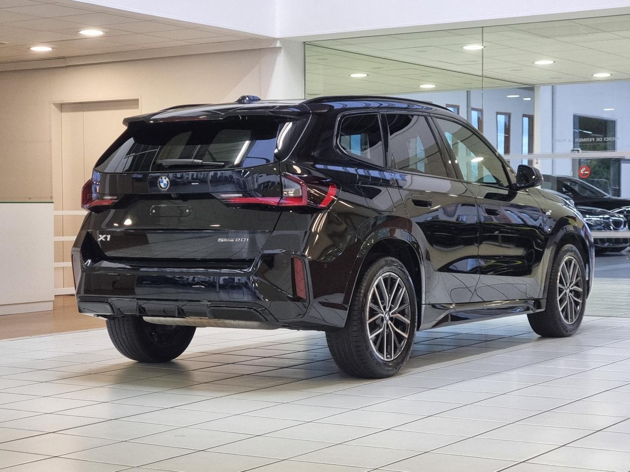 0679-0003286_p68 - BMW - X1 - 2025 - photo 2