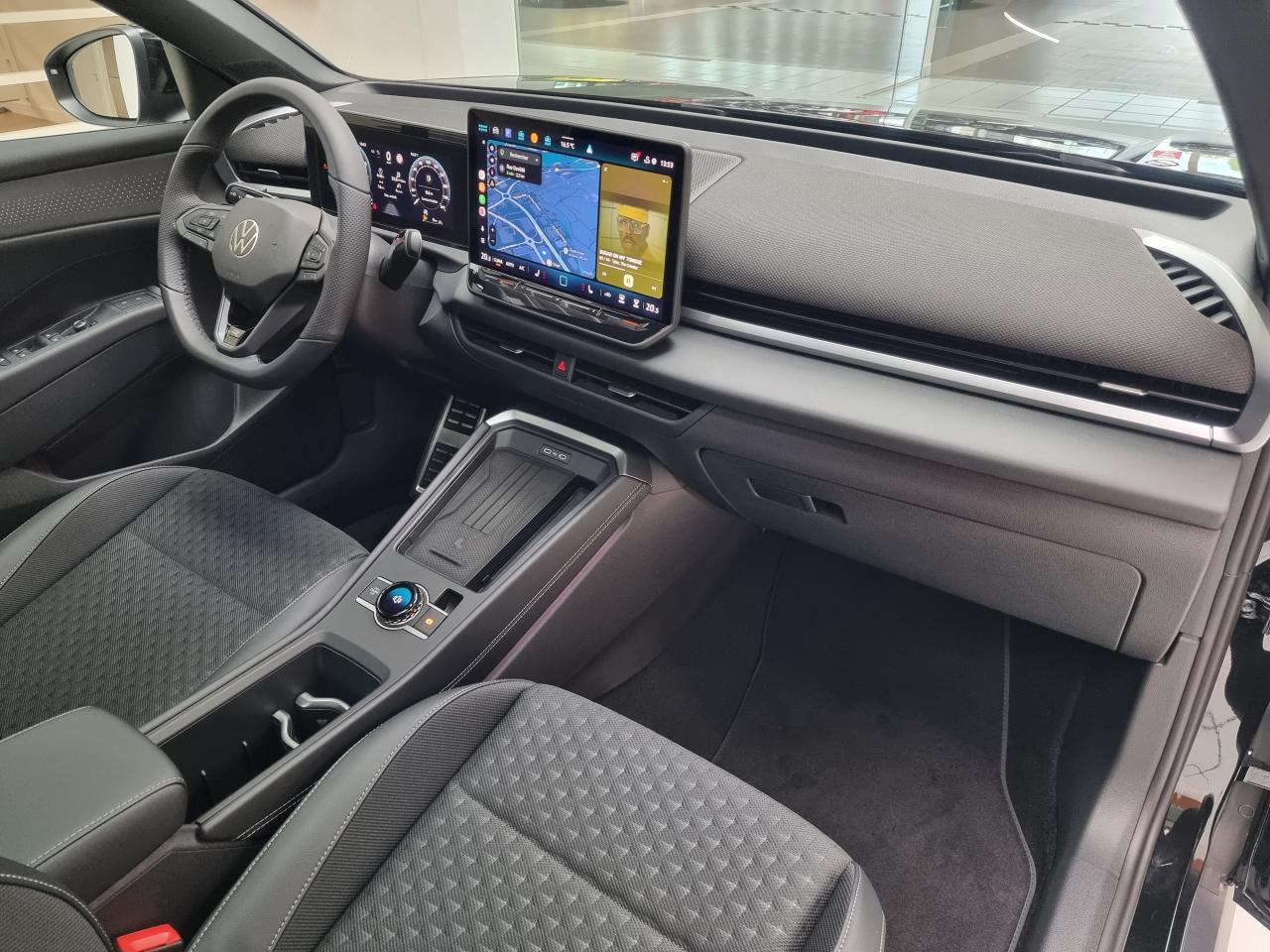 0679-0003287_p68 - VOLKSWAGEN - T ROC - 2026 - photo 3