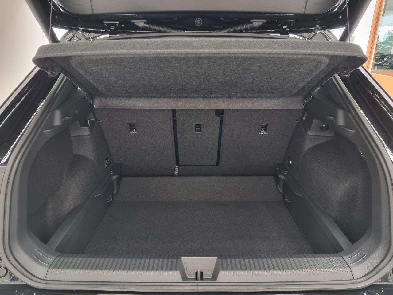 0679-0003288_p68 - VOLKSWAGEN - T ROC - 2026 - photo 12