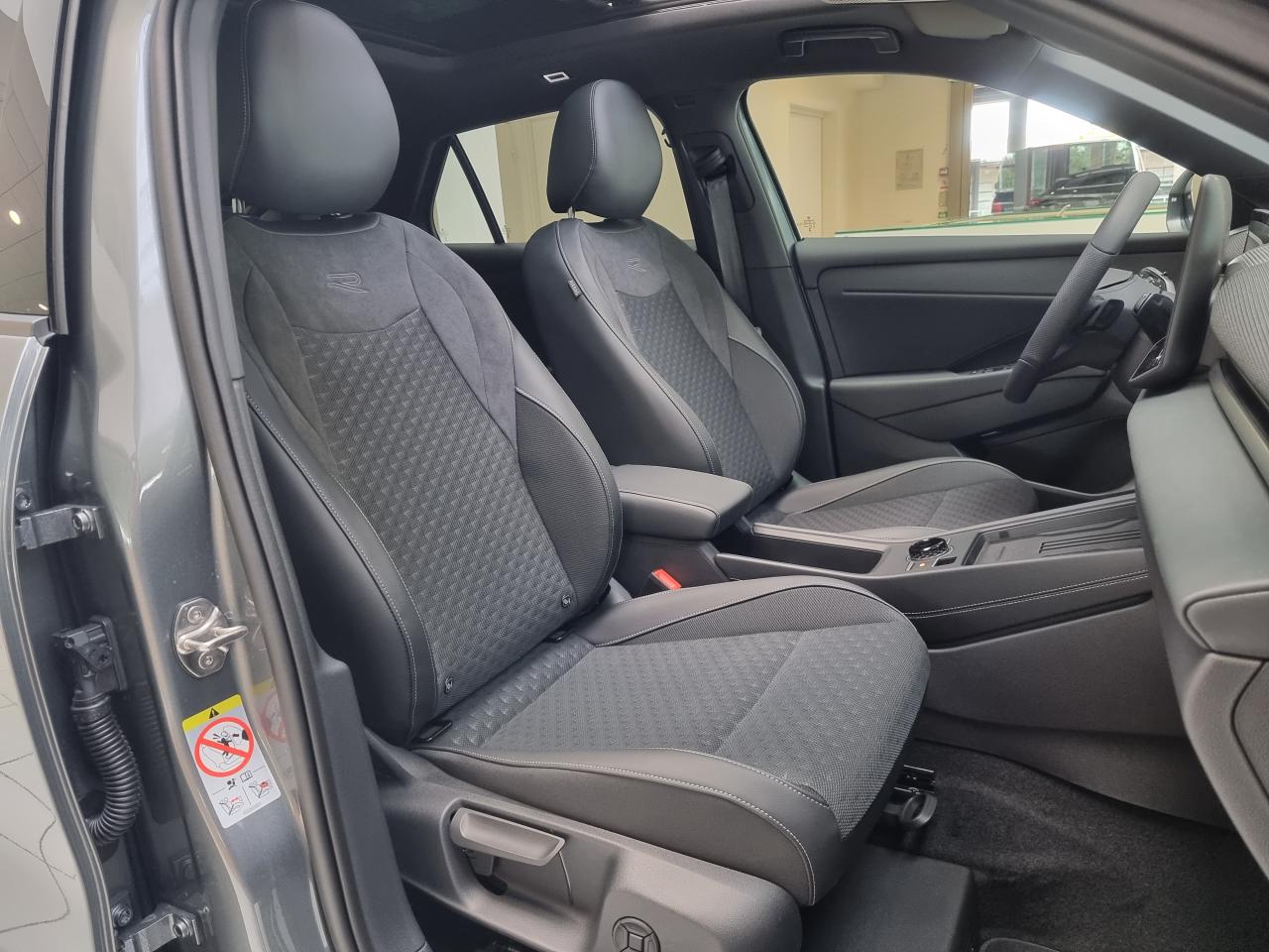 0679-0003291_p68 - VOLKSWAGEN - T ROC - 2026 - photo 10