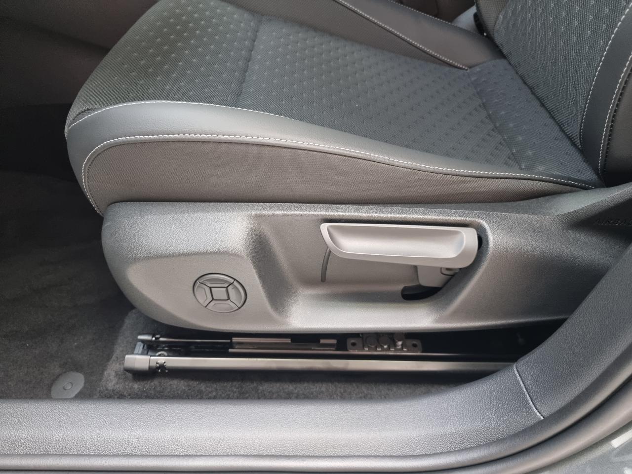 0679-0003293_p68 - VOLKSWAGEN - T ROC - 2026 - photo 15