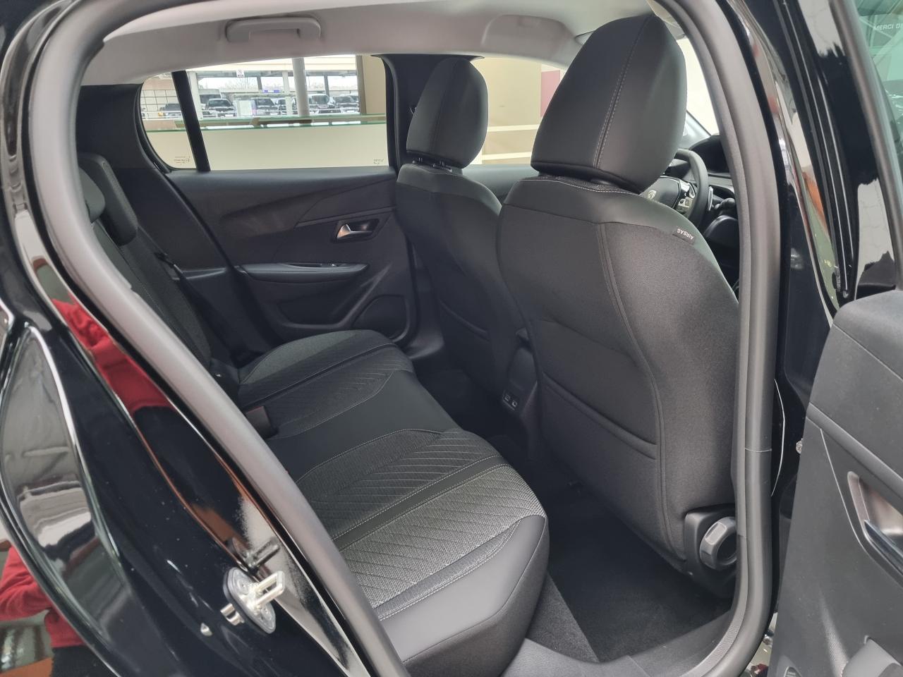 0679-0003333_p68 - PEUGEOT - 208 - 2026 - photo 22