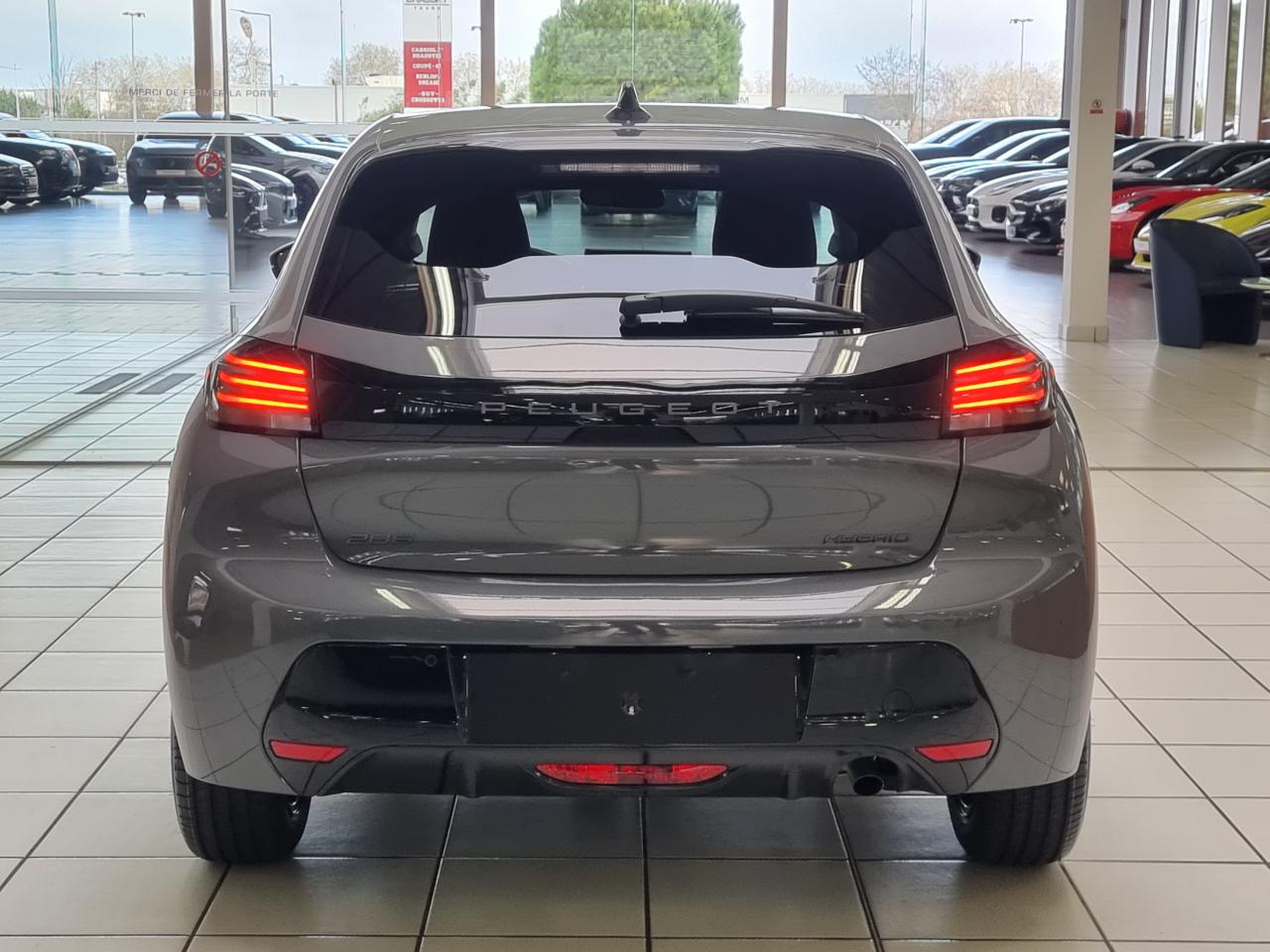 0679-0003334_p68 - PEUGEOT - 208 - 2026 - photo 24