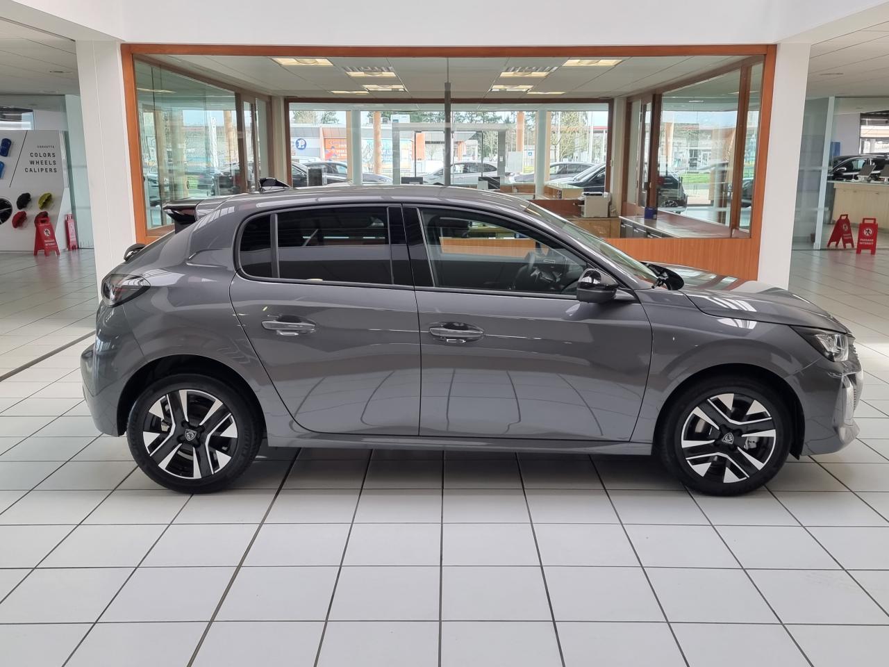 0679-0003334_p68 - PEUGEOT - 208 - 2026 - photo 25