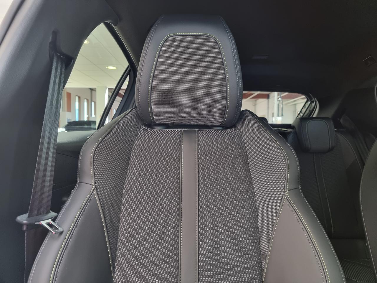 0679-0003374_p68 - PEUGEOT - 208 - 2025 - photo 13