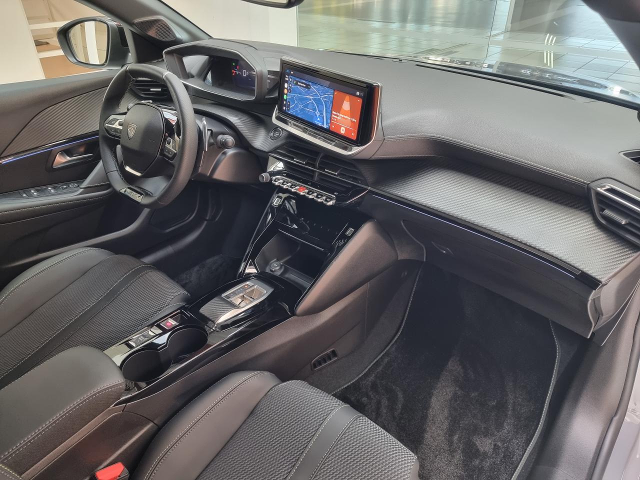 0679-0003375_p68 - PEUGEOT - 208 - 2025 - photo 3