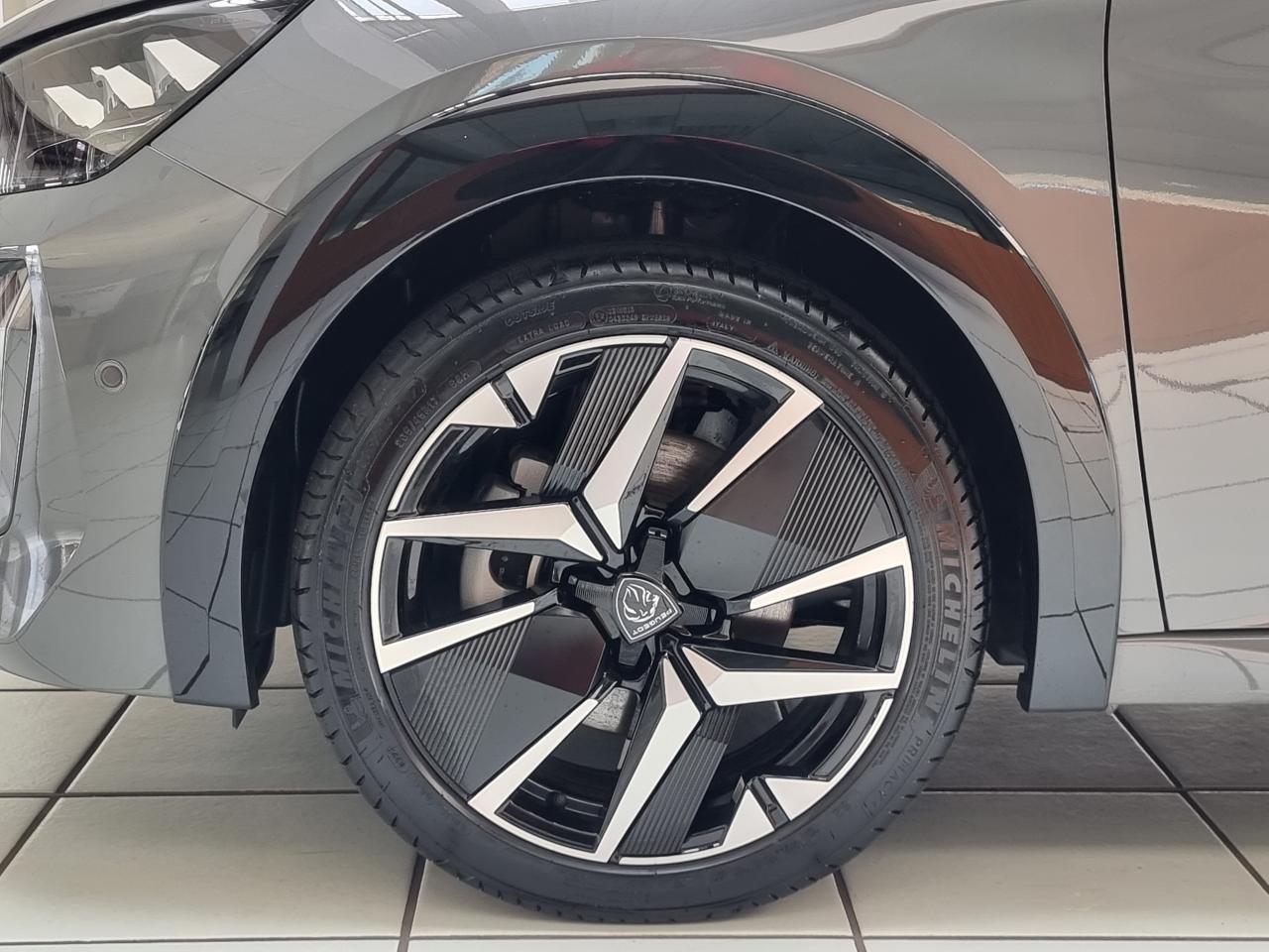 0679-0003375_p68 - PEUGEOT - 208 - 2025 - photo 5