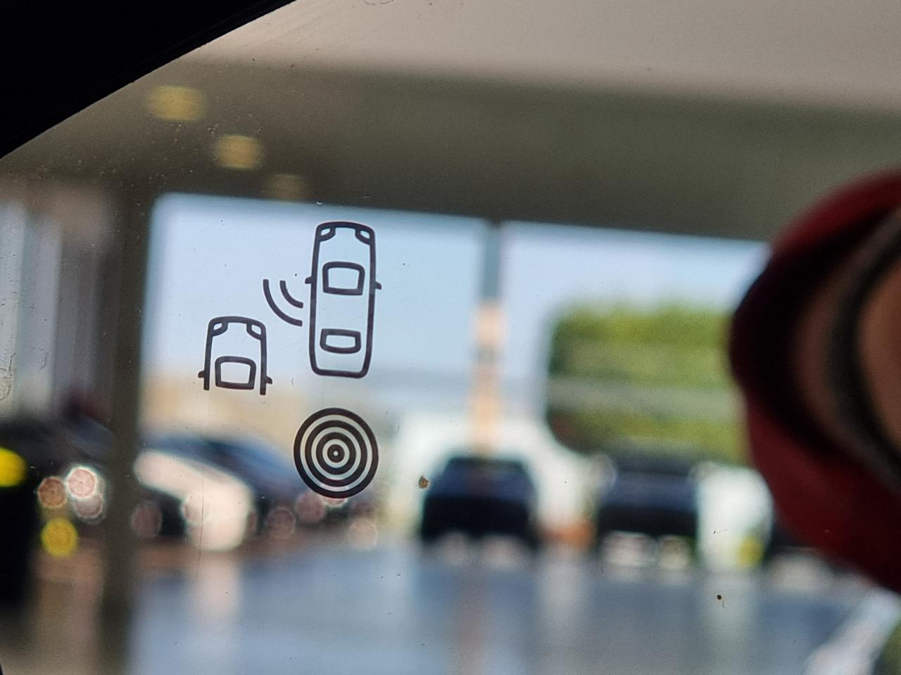 0679-0003375_p68 - PEUGEOT - 208 - 2025 - photo 25