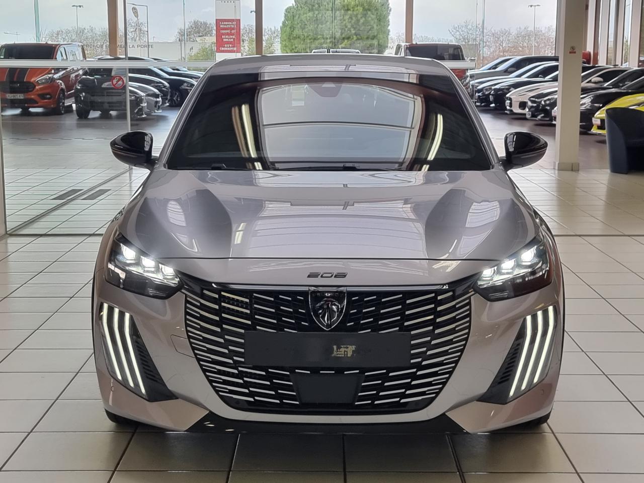 0679-0003378_p68 - PEUGEOT - 208 - 2025 - photo 24