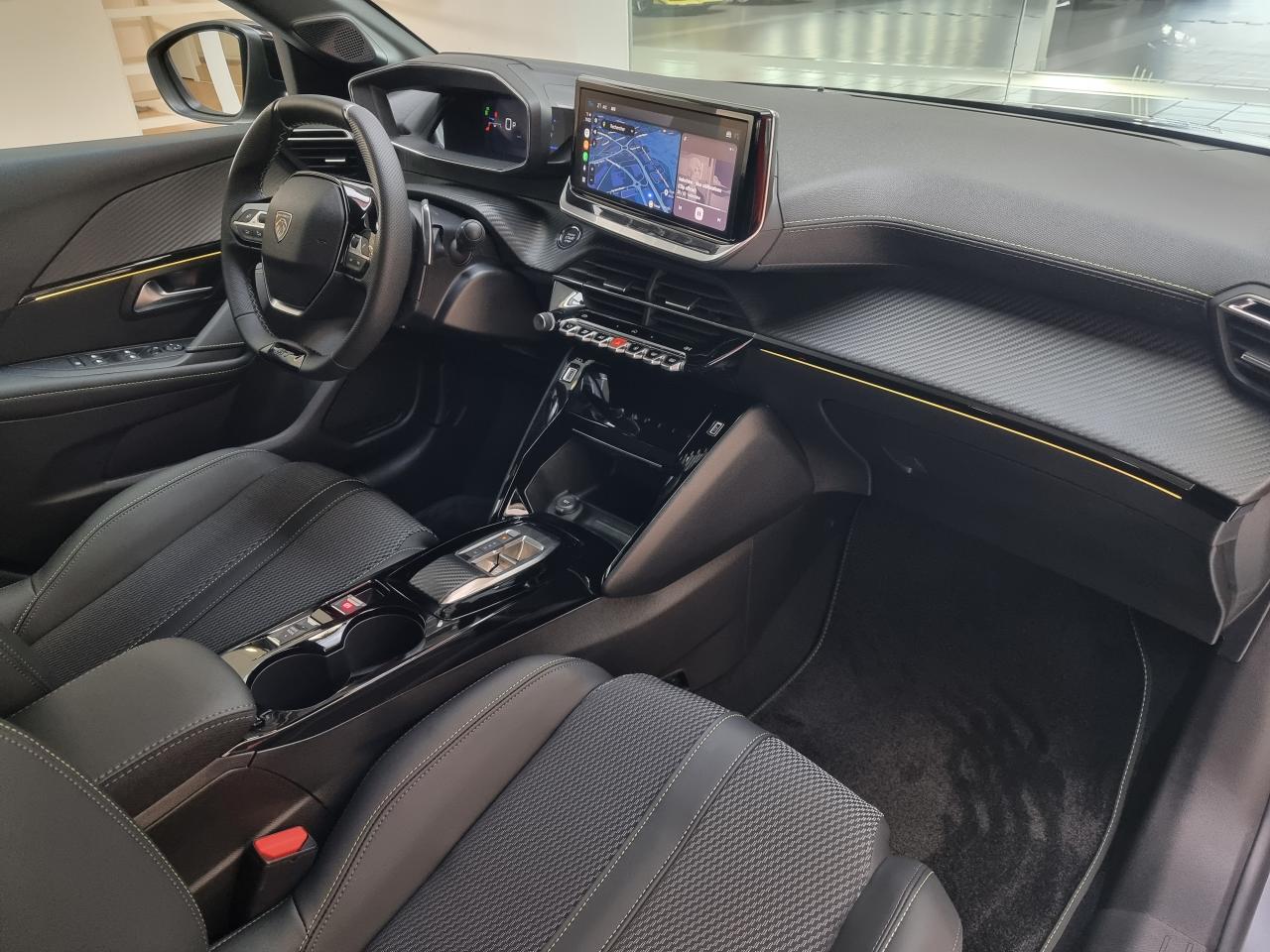 0679-0003378_p68 - PEUGEOT - 208 - 2025 - photo 3