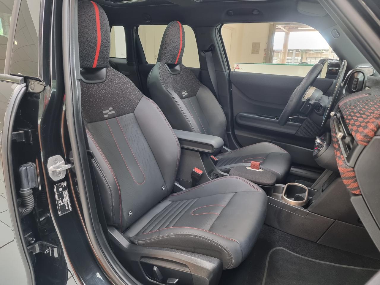 0679-0003399_p68 - MINI - COOPER - 2025 - photo 10