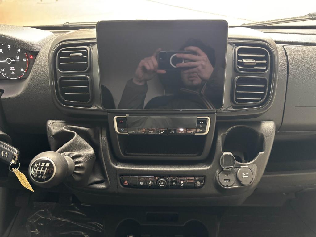 0679-0003446_p68 - PEUGEOT - BOXER - 2025 - photo 11