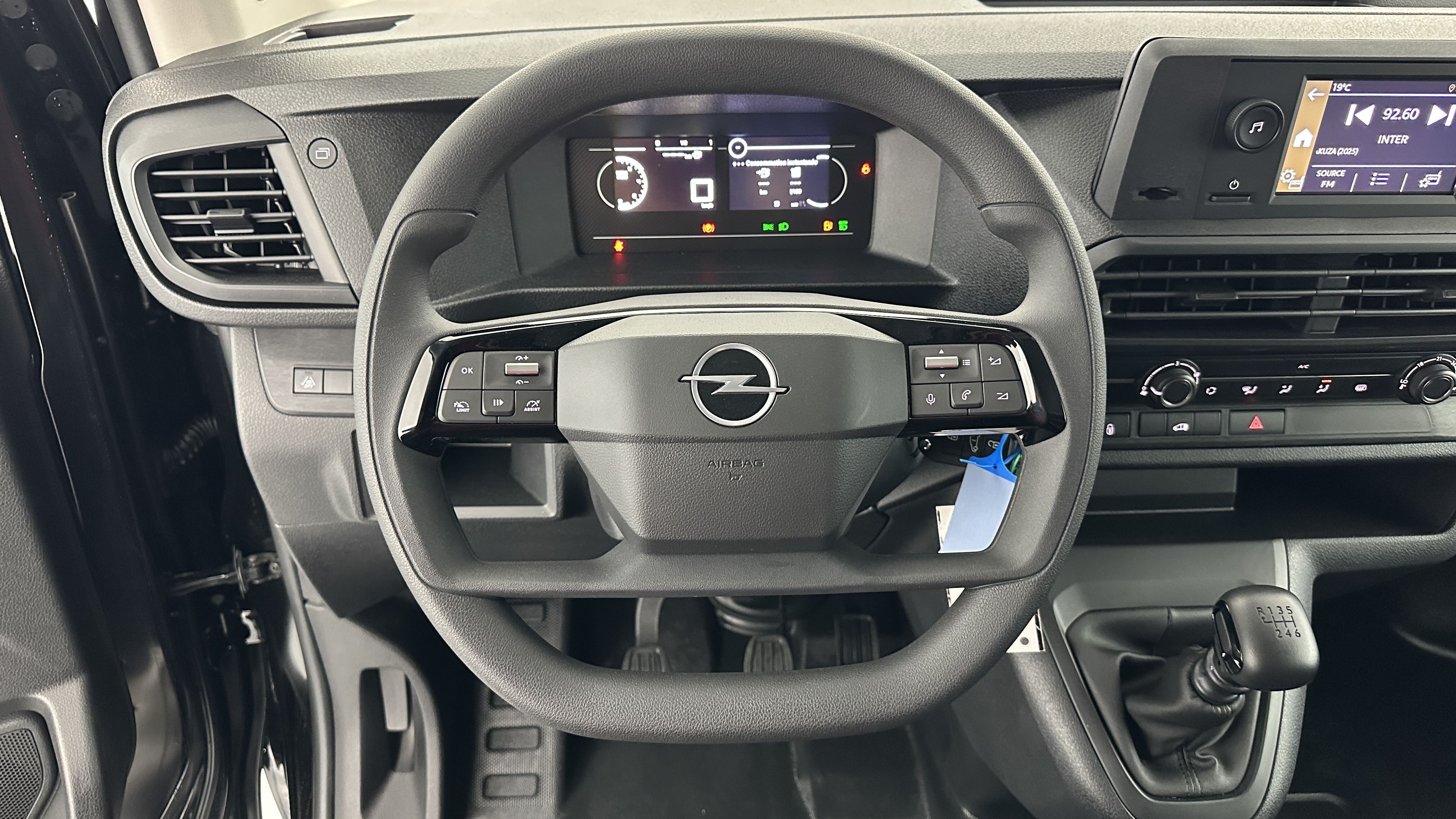 GLI00002329_p53 - OPEL - VIVARO - 2025 - photo 10