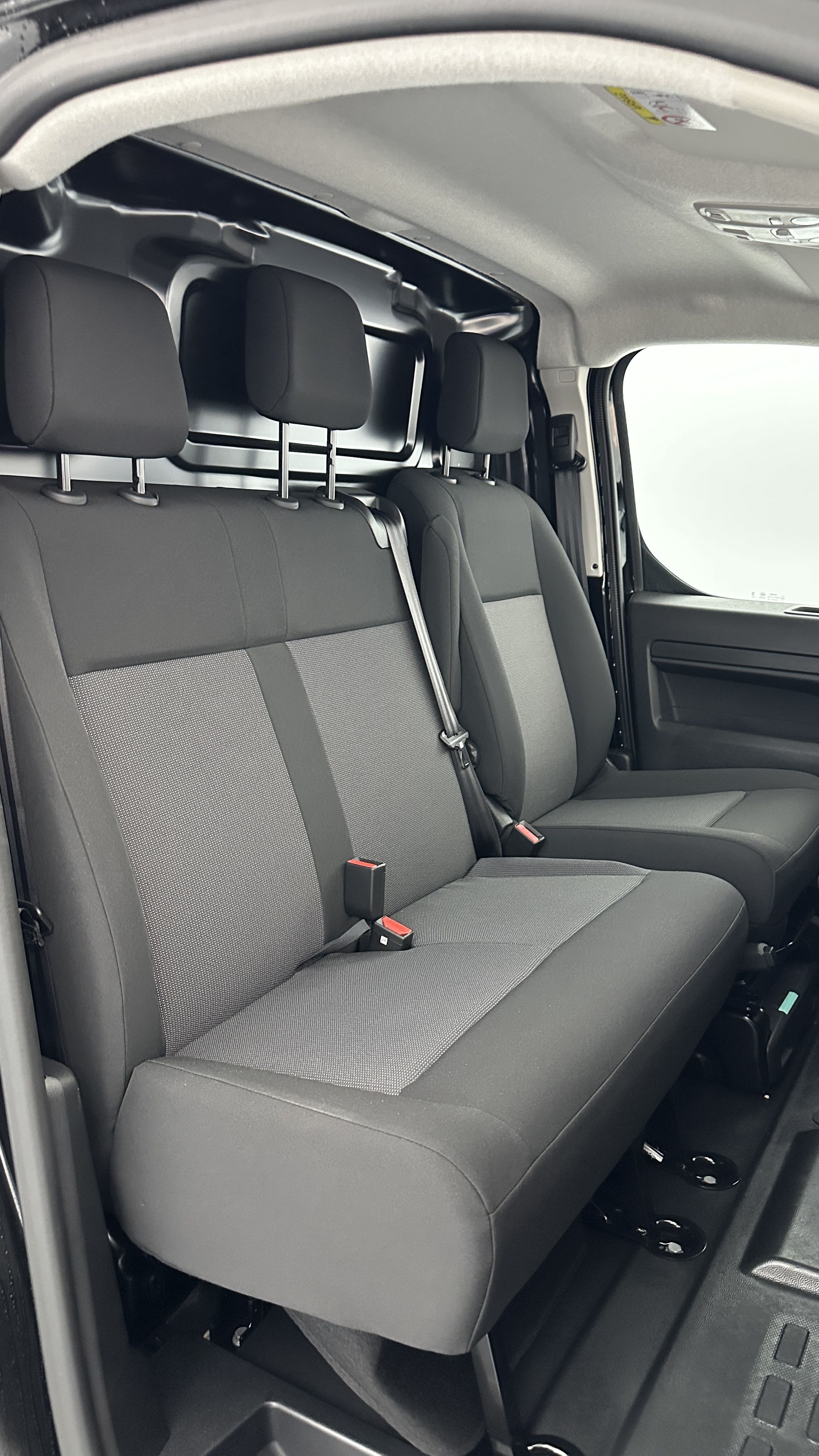 GLI00002329_p53 - OPEL - VIVARO - 2025 - photo 12