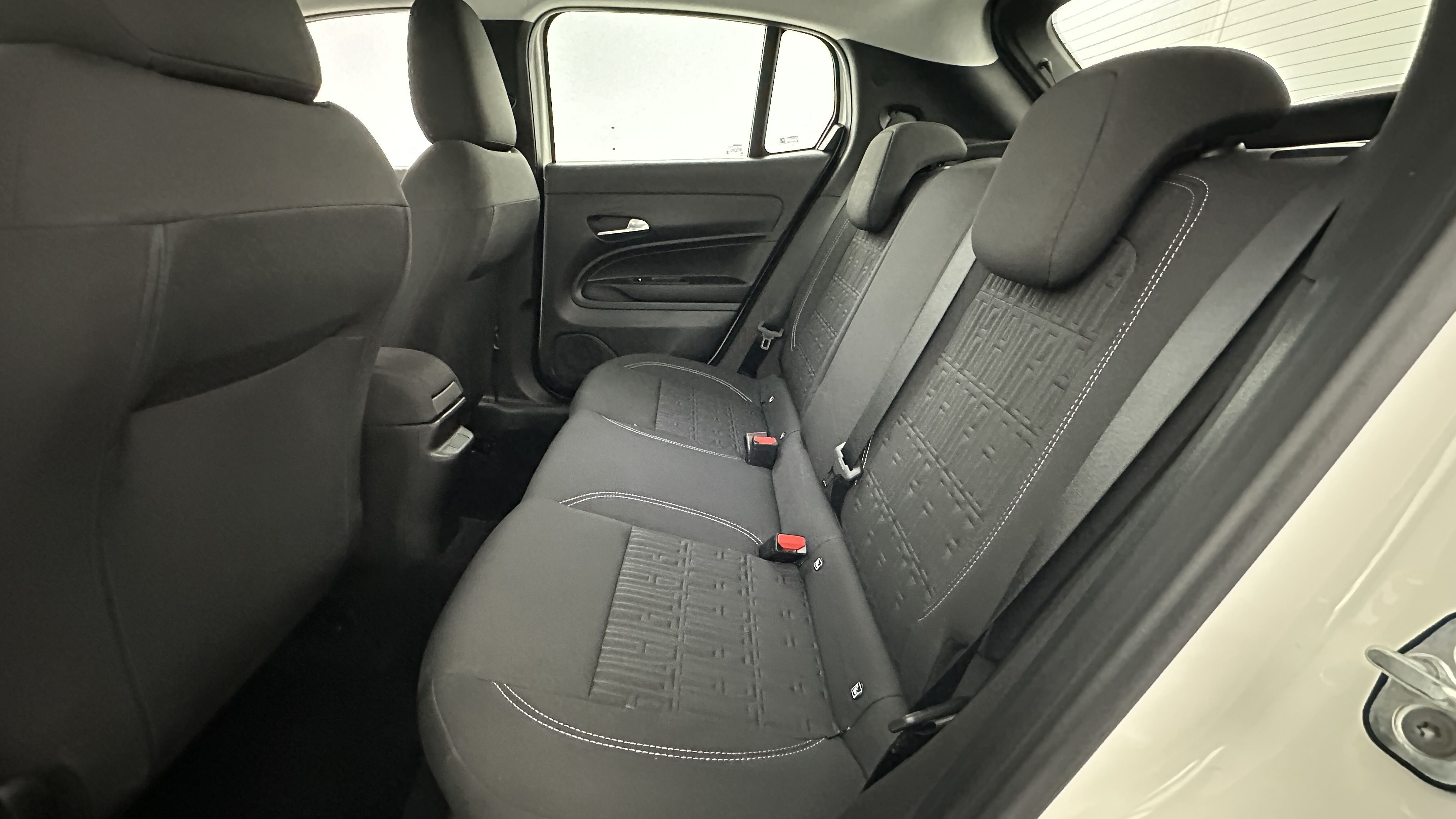 GLI00026497_p53 - FIAT - 600 - 2025 - photo 9