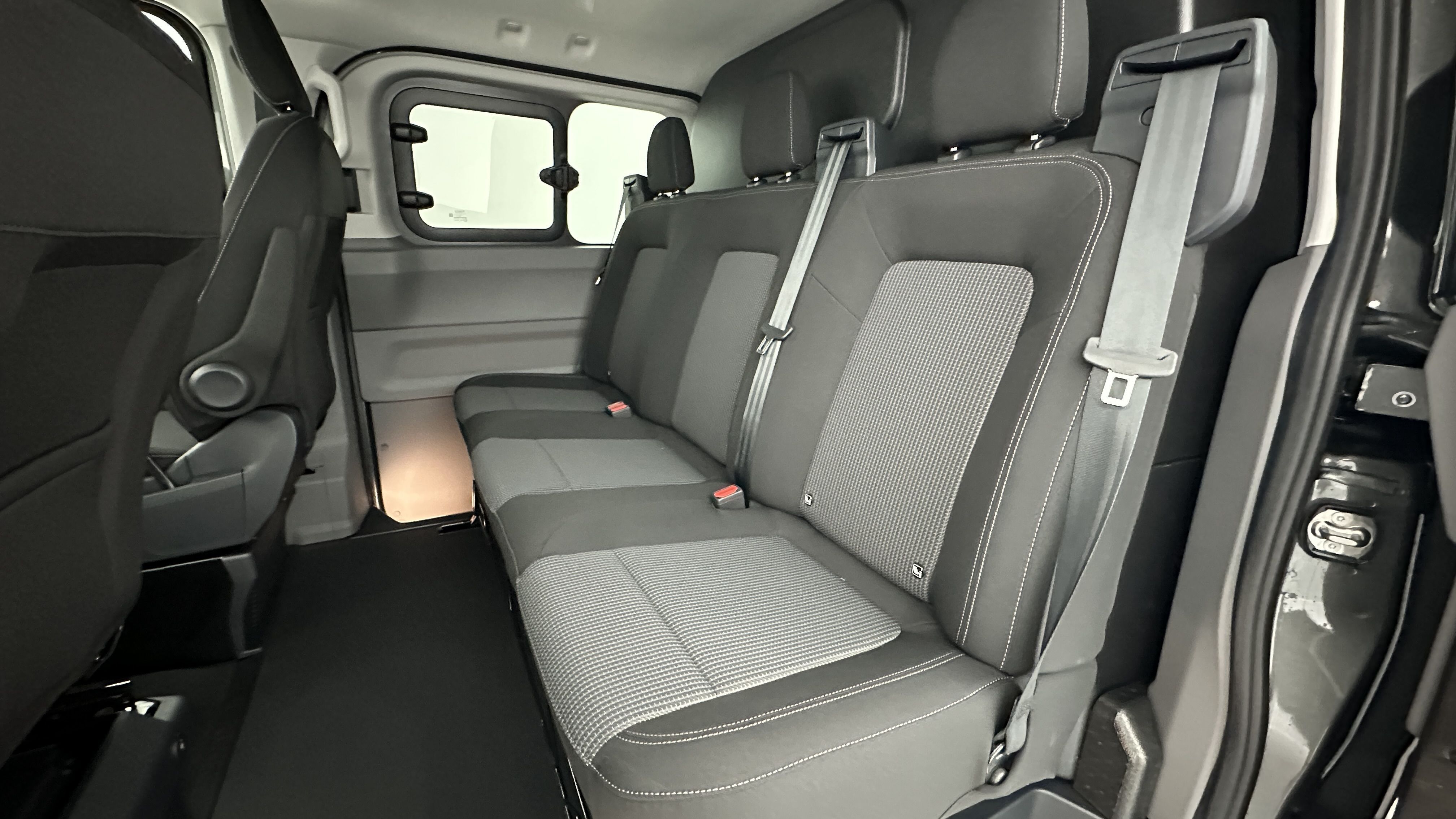 GLI00026519_p53 - VOLKSWAGEN - TRANSPORTER PROCAB - 2026 - photo 8